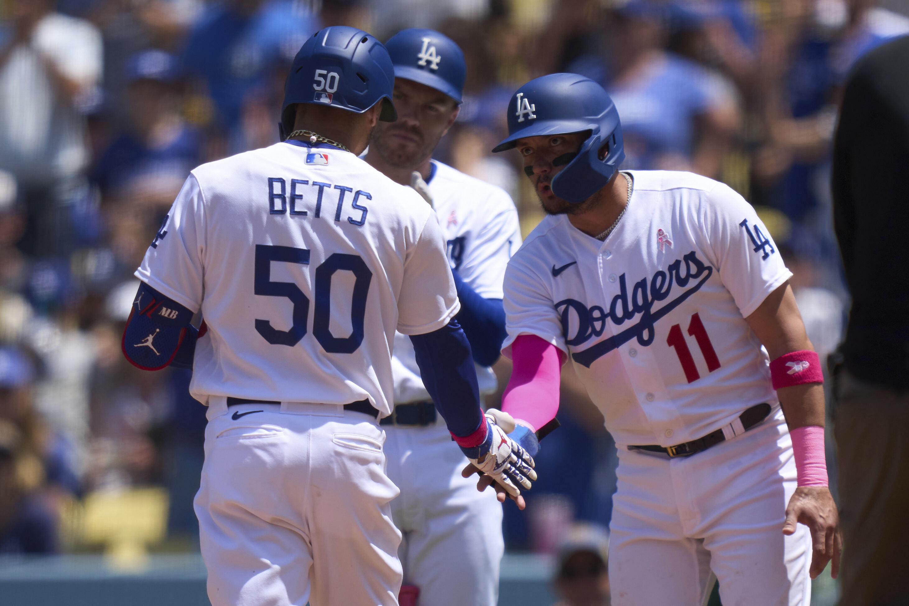 Streaking Dodgers Shut Out Padres 4 0 For 3 game Sweep 5th Win In A 