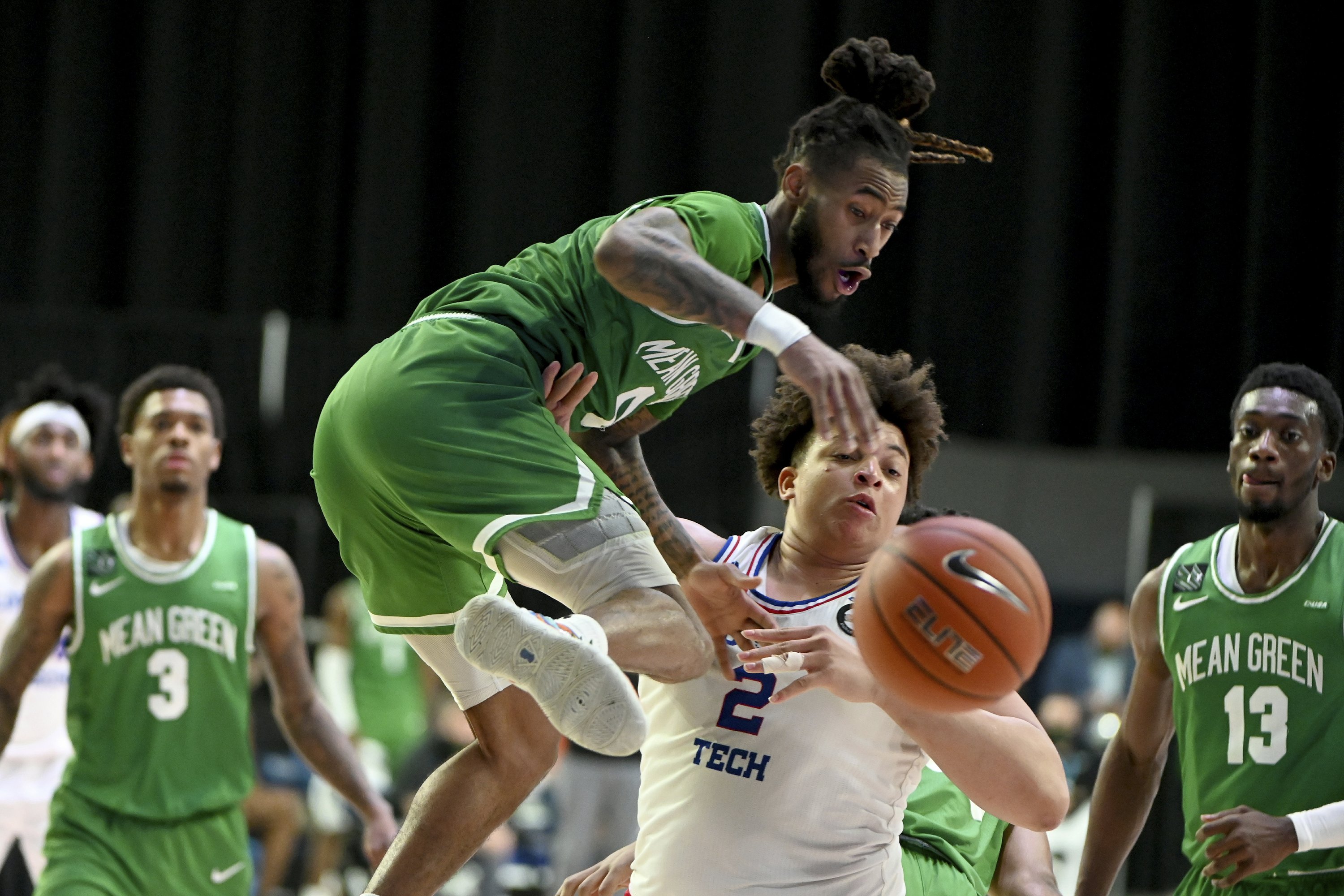 Hamlet leads North Texas past Louisiana Tech 54-48