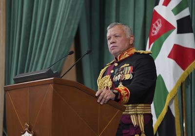 El rey Abdullah II de Jodania da un mensaje ante el Parlamento, el 10 de diciembre de 2020, en Amán. (Foto, Yousef Allan/The Royal Hashemite Court via AP, File)