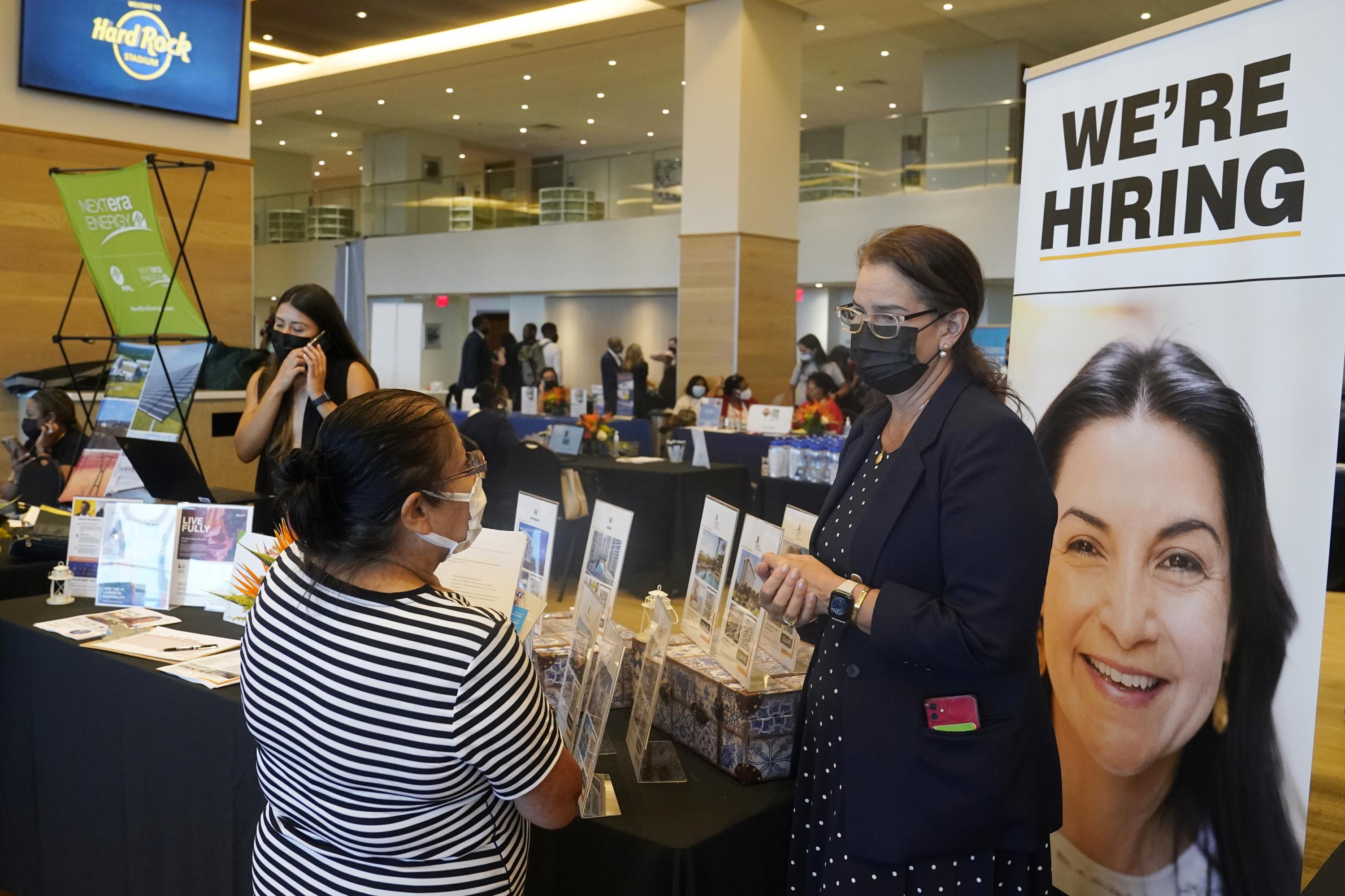 U.S. unemployment claims reach pandemic lows as economy recovers