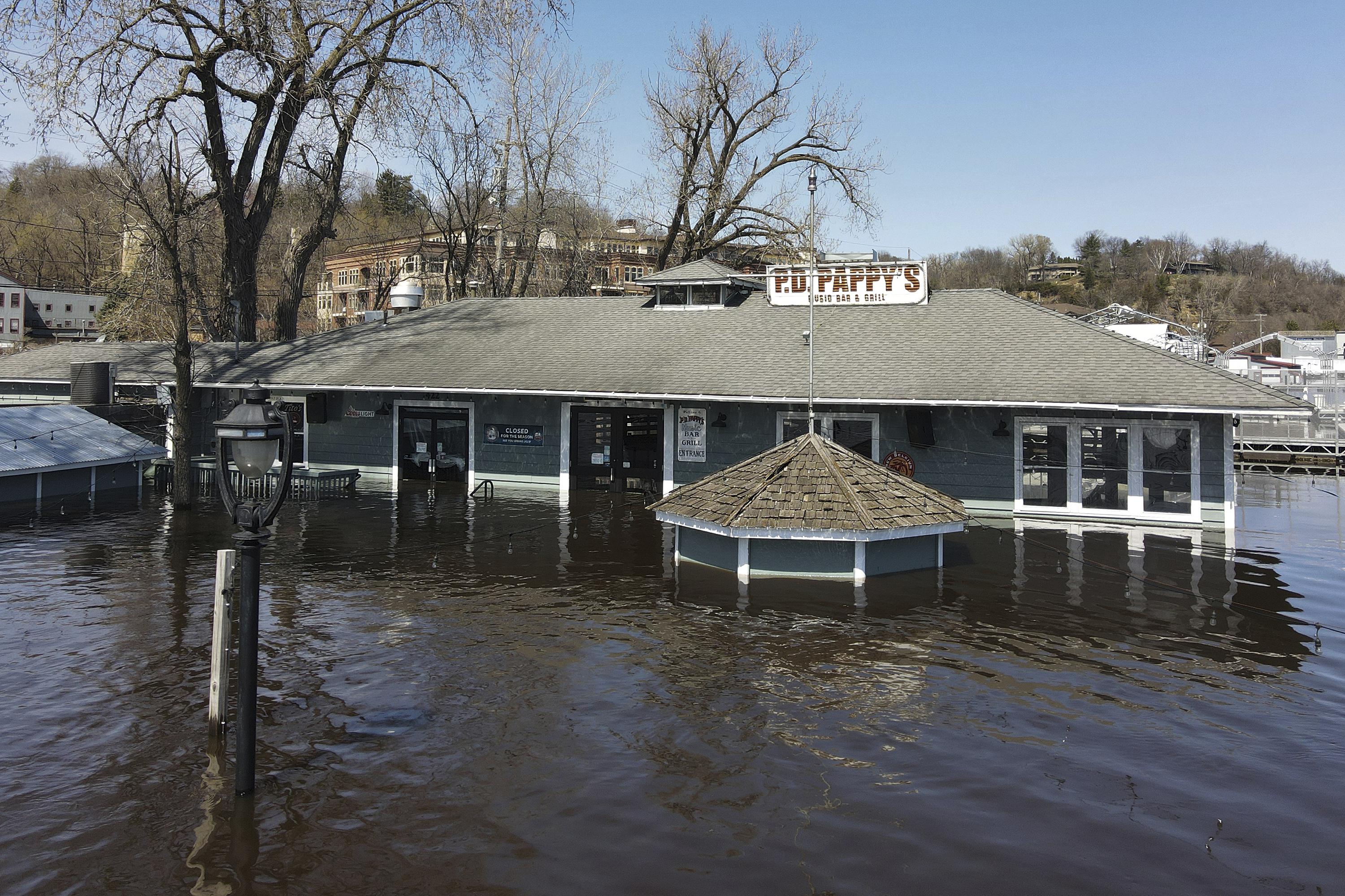 Minnesota Braces For Flooding On Mississippi Other Rivers AP News   3000 