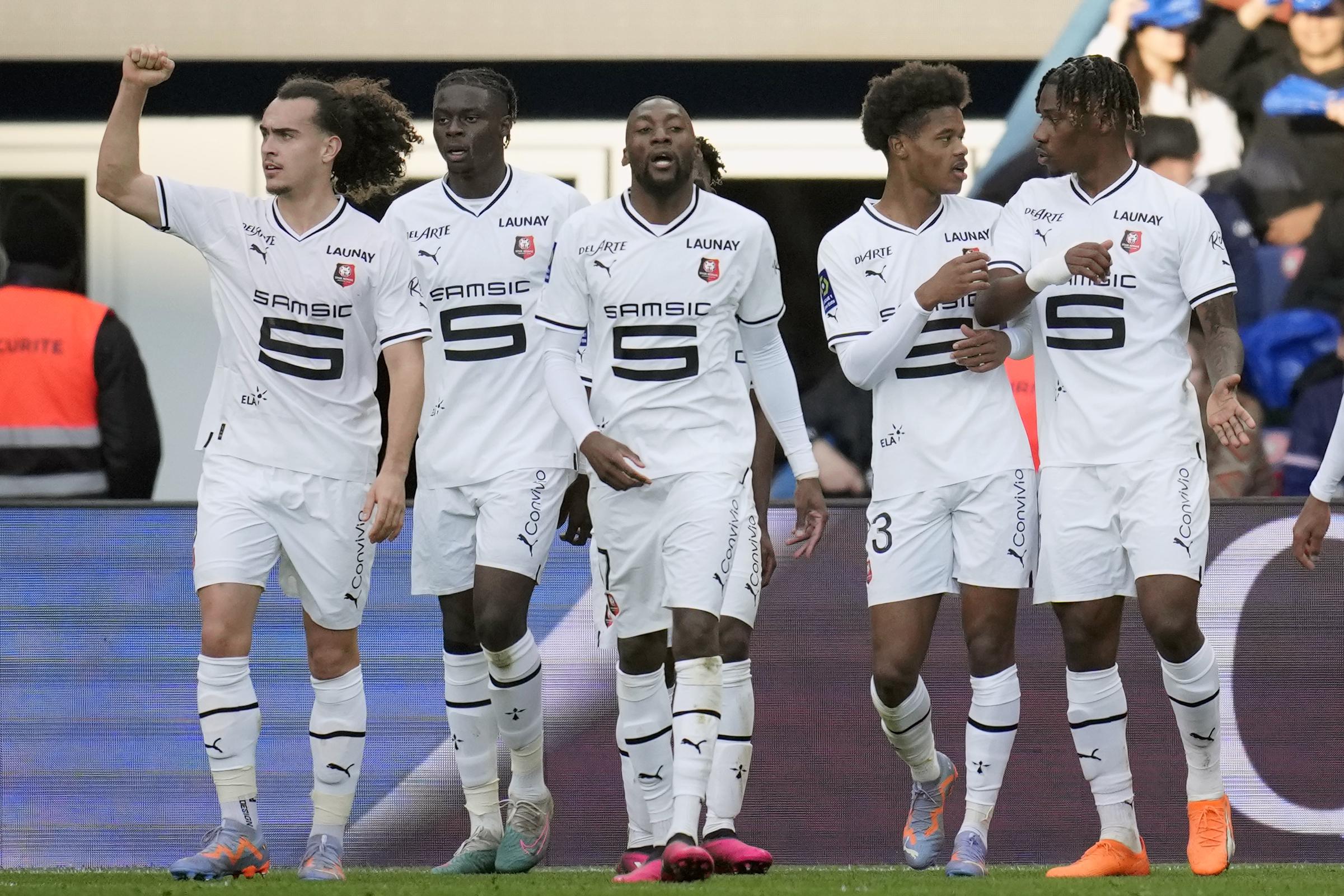 PSG loses for the first time since March as Lens closes gap at the top of  Ligue 1