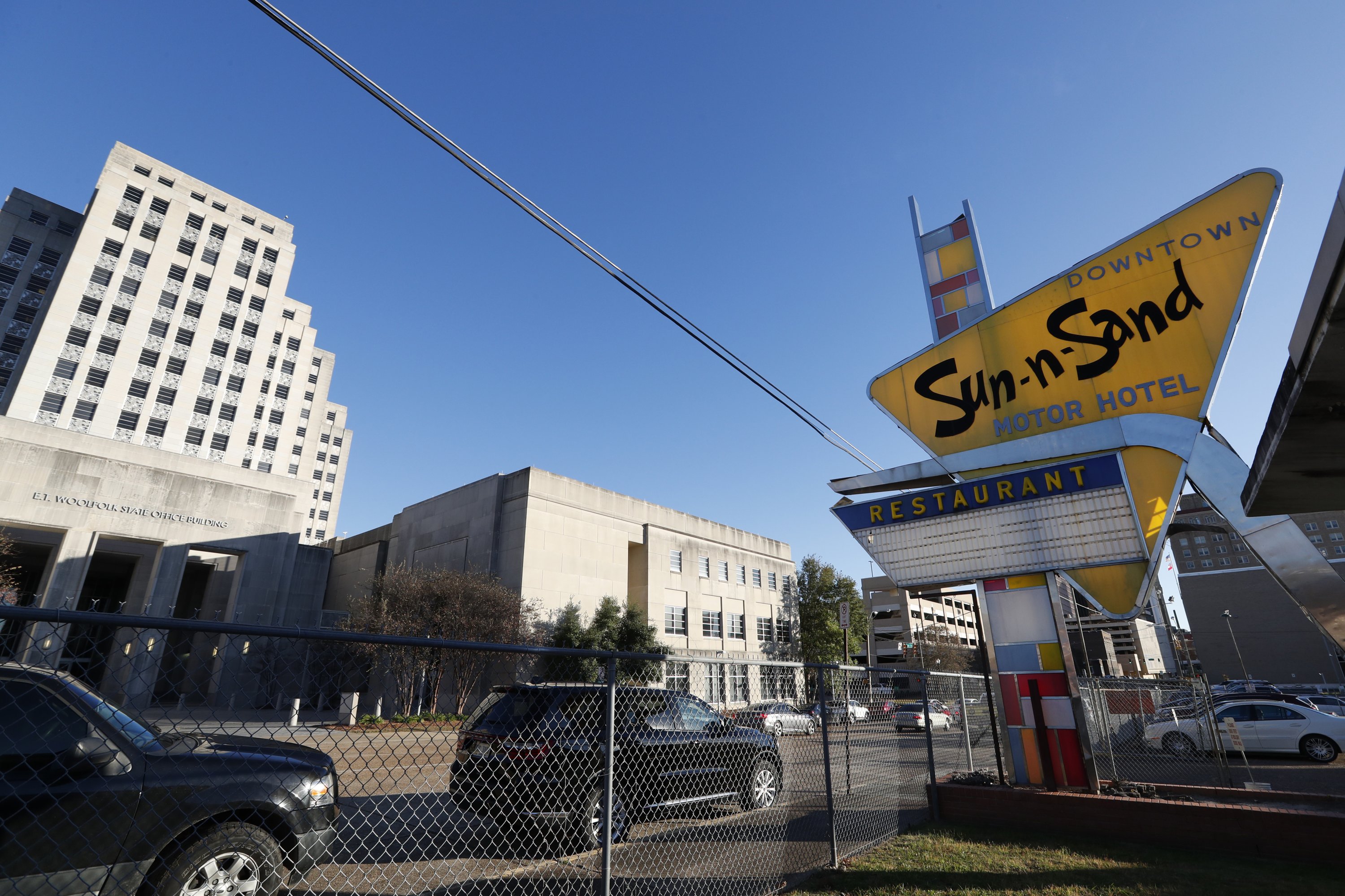 Historic designation considered for iconic Jackson hotel AP News