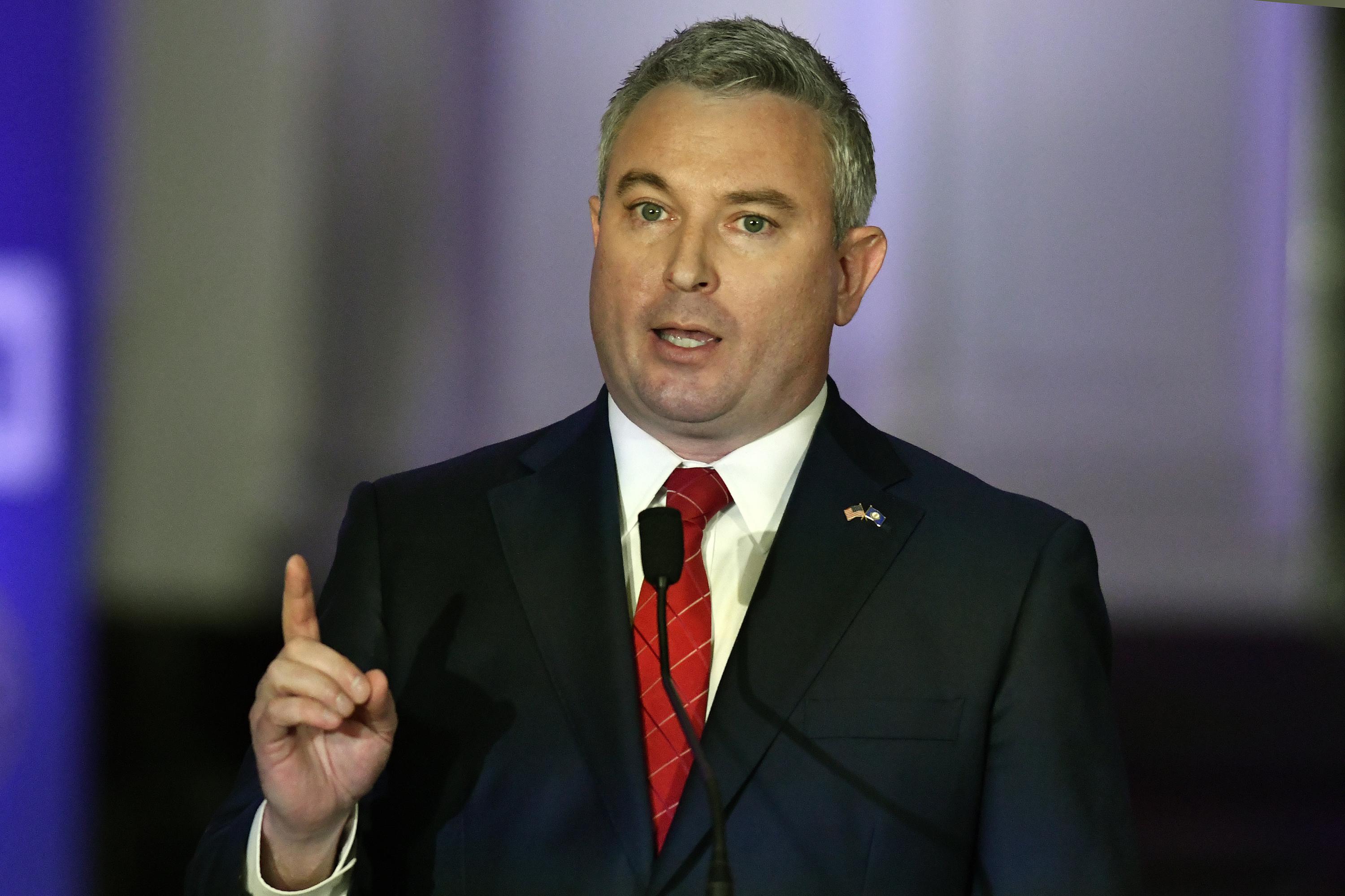 Quarles avoids rivals' spats in debut ad in governor's race AP News