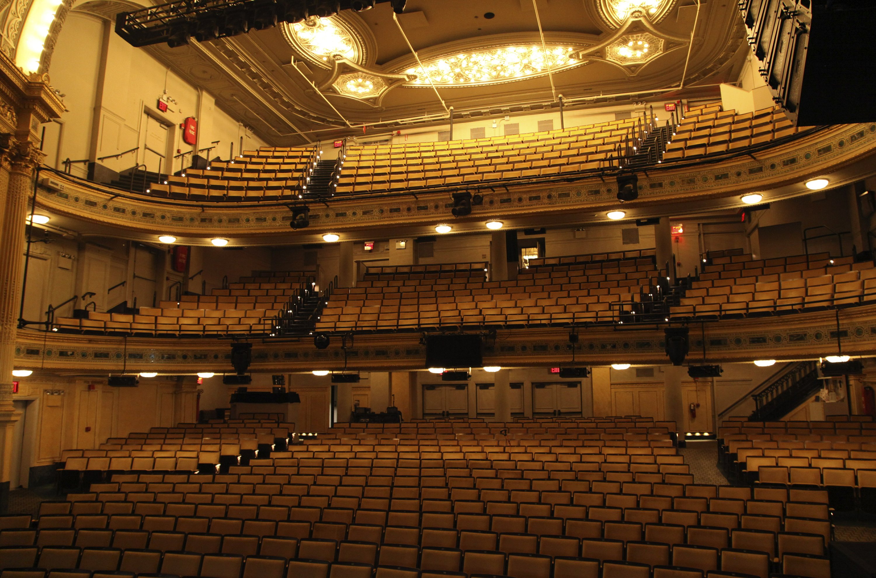 A Tour Inside A Broadway Theater Is The Place To Geek Out AP News