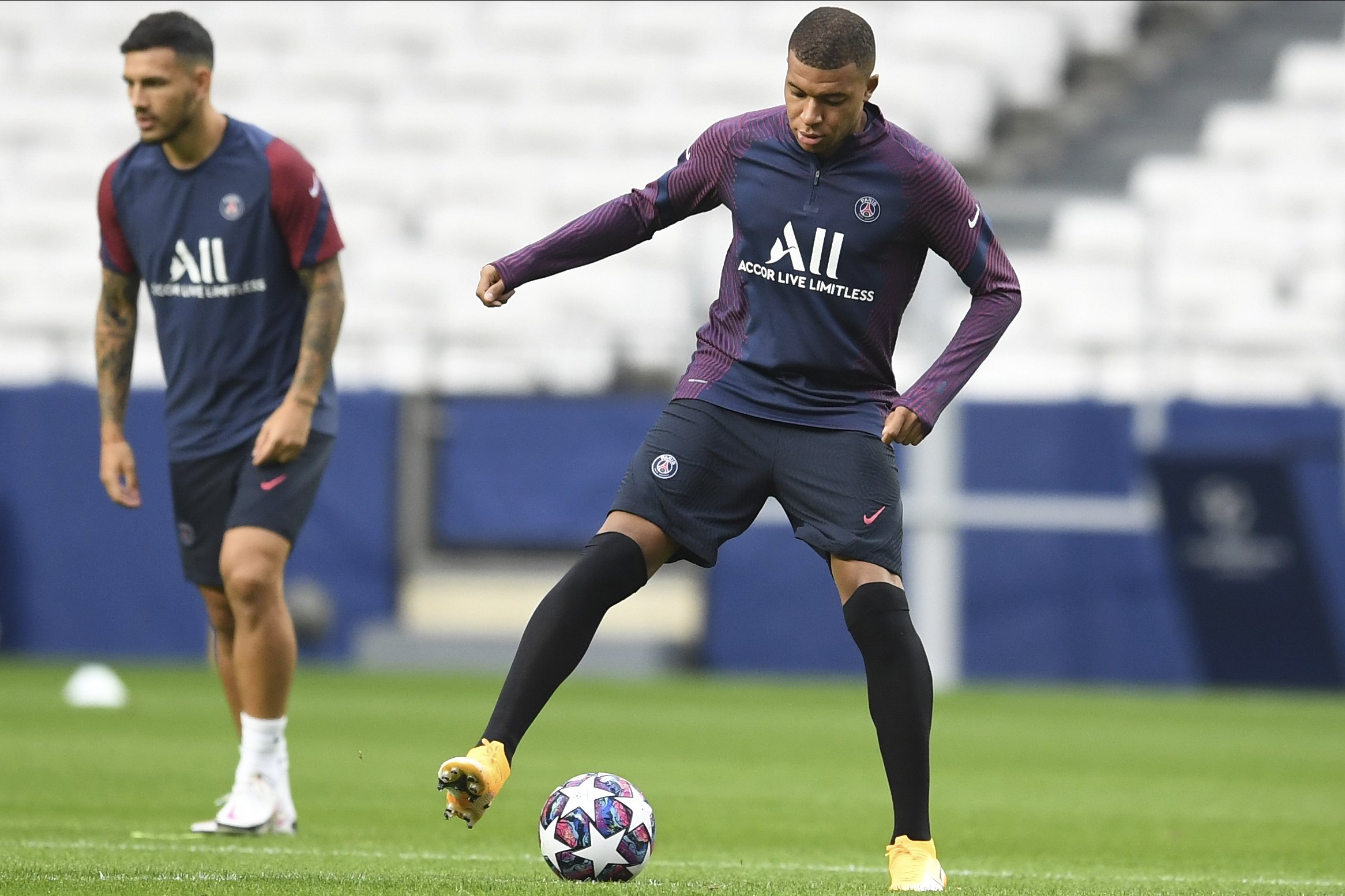 Mbappe Training Return Boosts Psg For Atalanta Quarterfinal