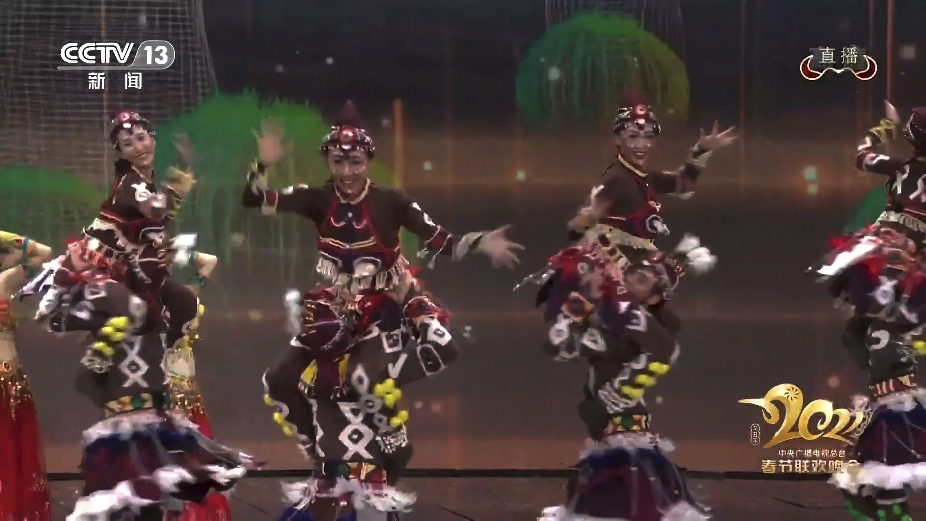 Chinese TV has black face artists at New Year’s gala