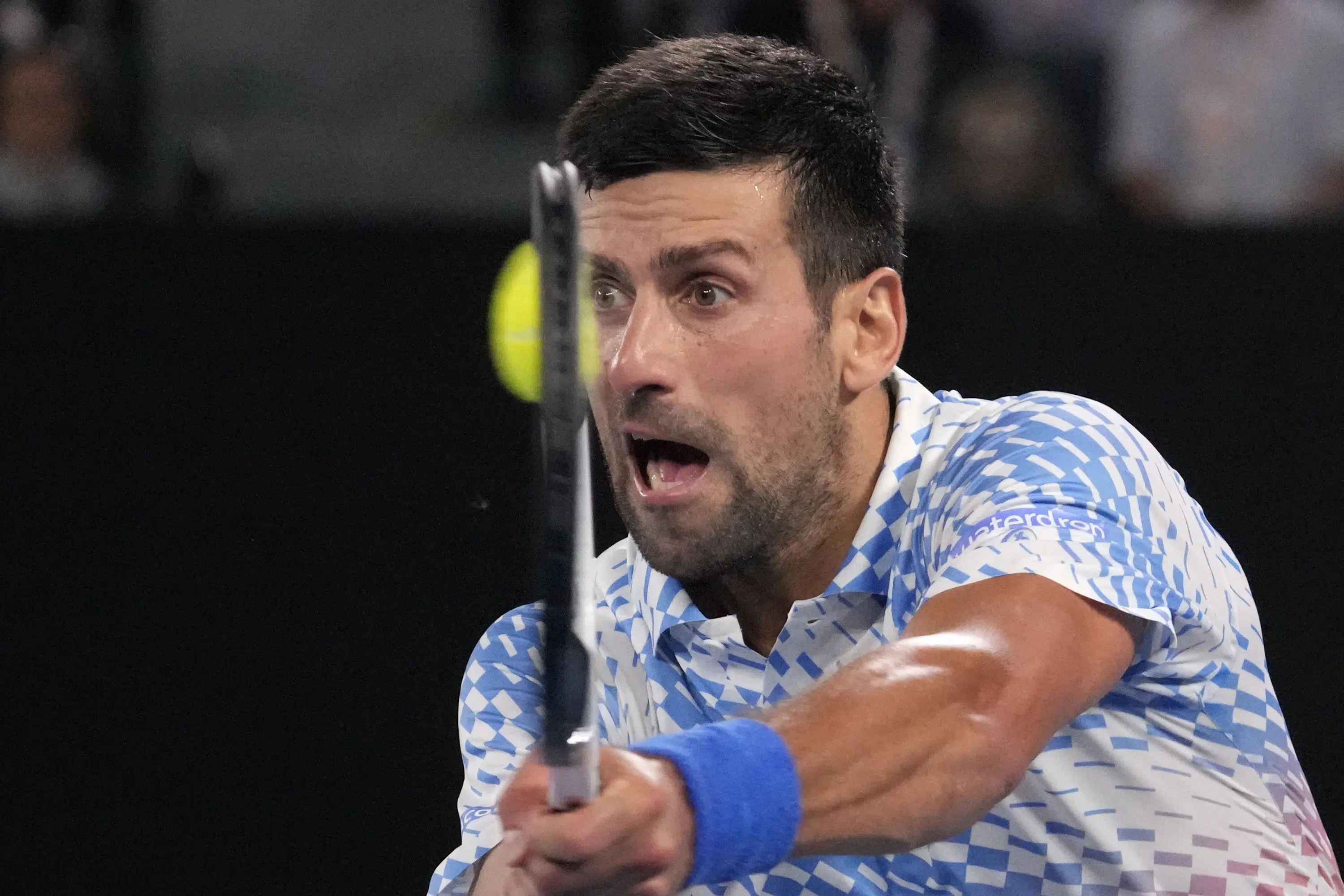 bar Tenen prachtig Novak Djokovic breaks record for most weeks ranked No. 1 | AP News