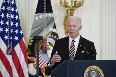 El presidente Joe Biden habla en un evento con docentes en la Casa Blanca, Washington, 27 de abril de 2022. (AP Foto/Susan Walsh)