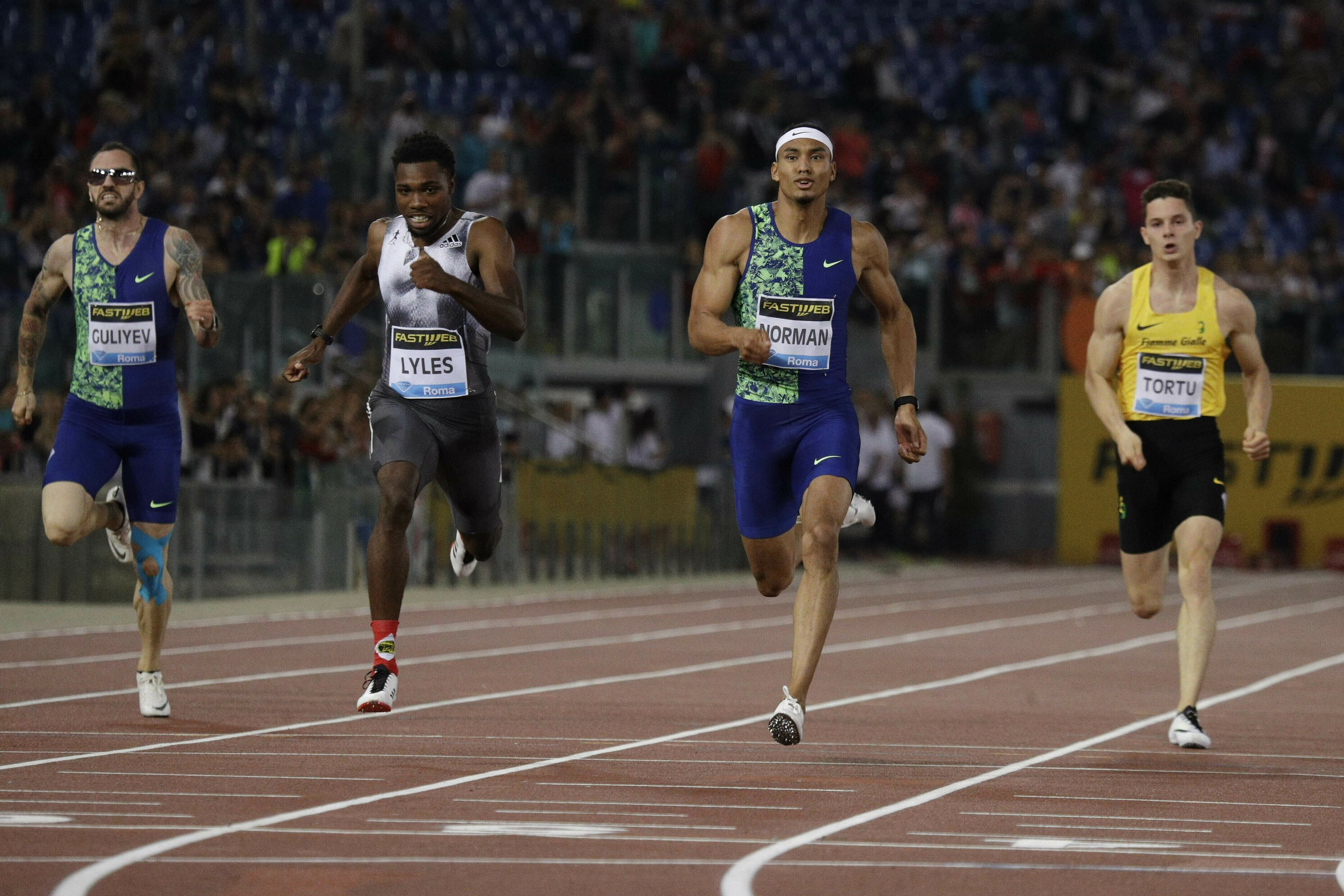 Norman Clocks World Leading Time In 0 Meters In Rome