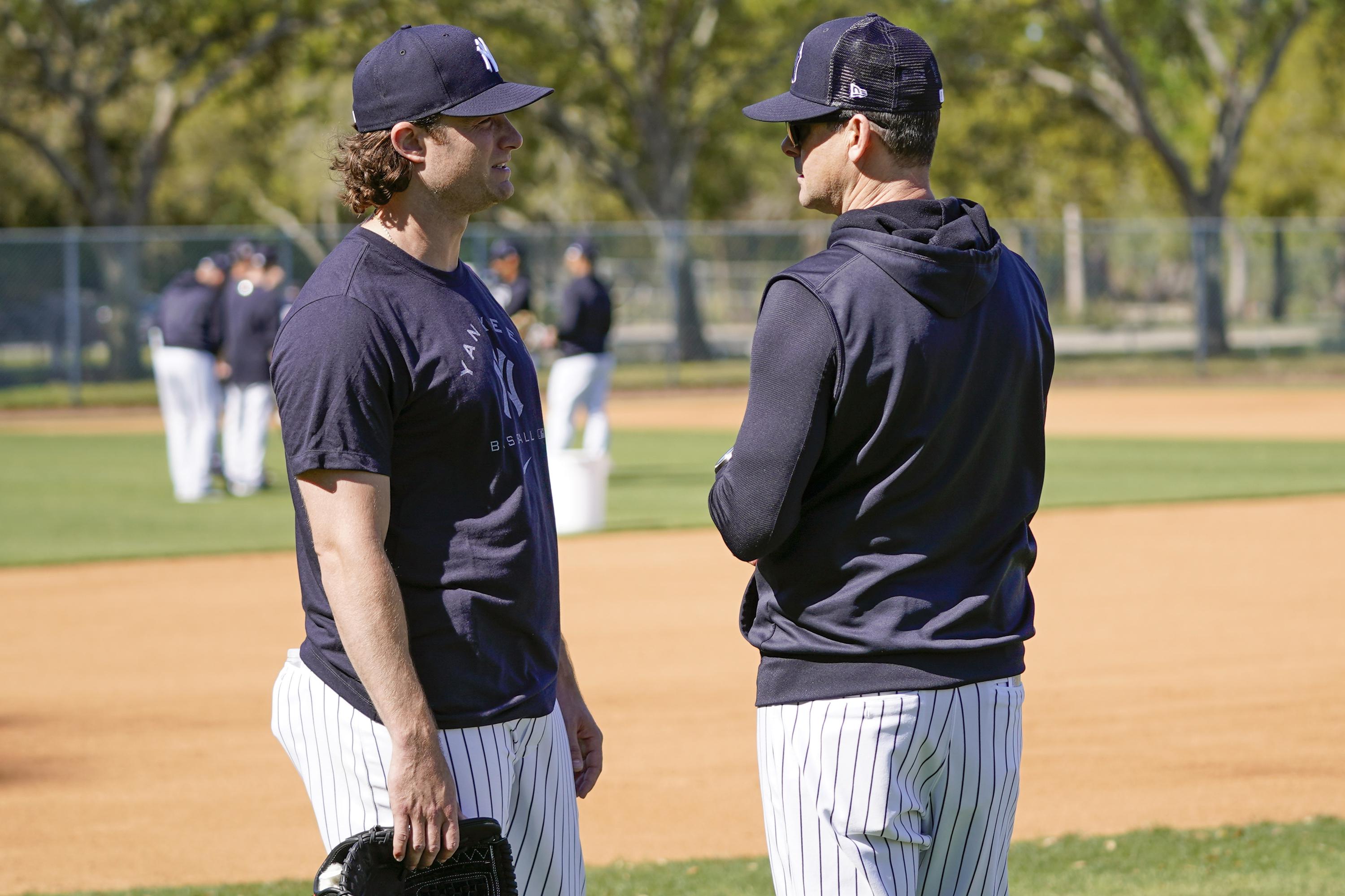 donaldson-and-cole-meet-for-first-time-as-yankees-teammates-ap-news