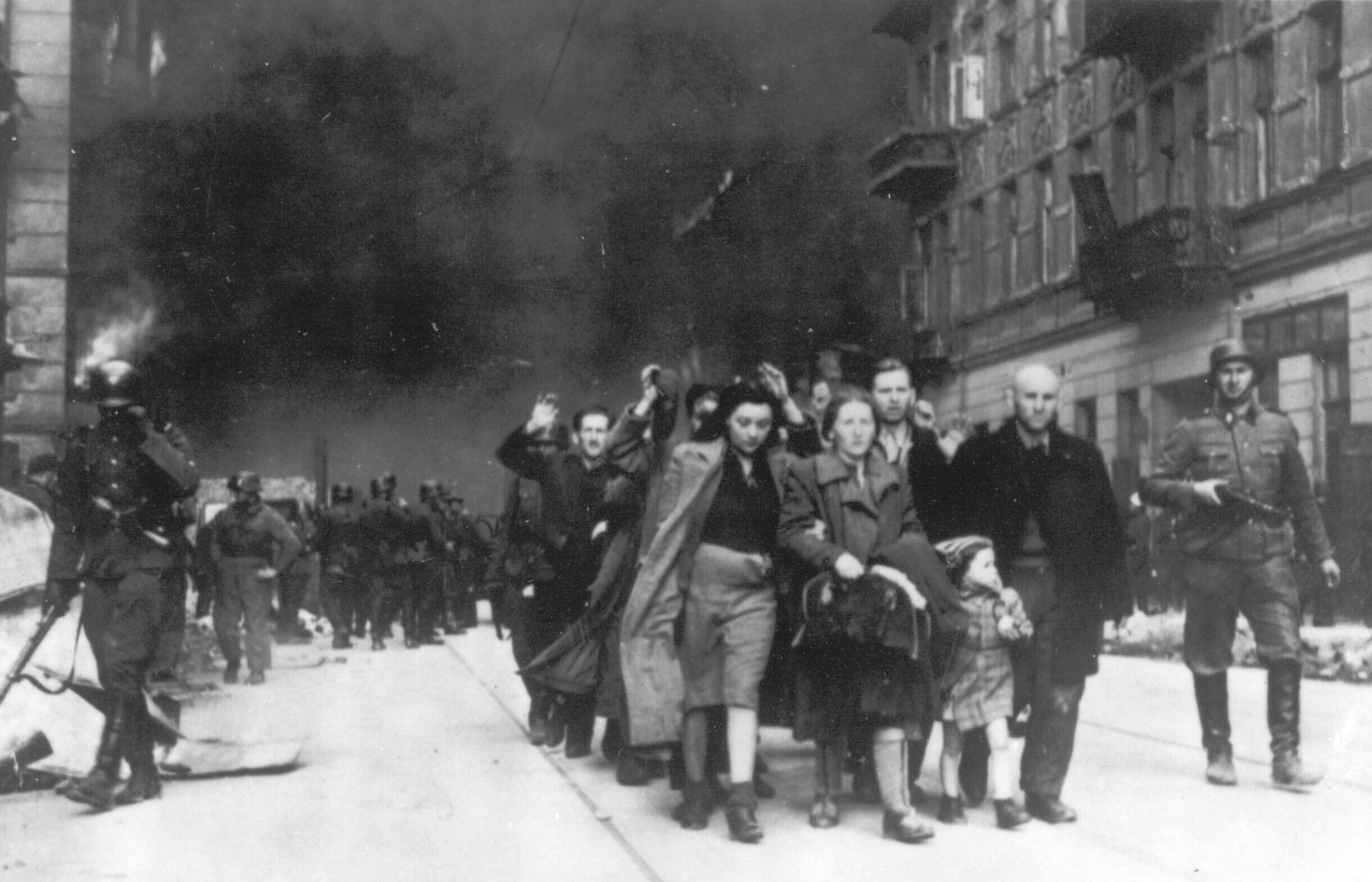 Yad Vashem zaniepokojony sprawą Polski przeciwko naukowcom