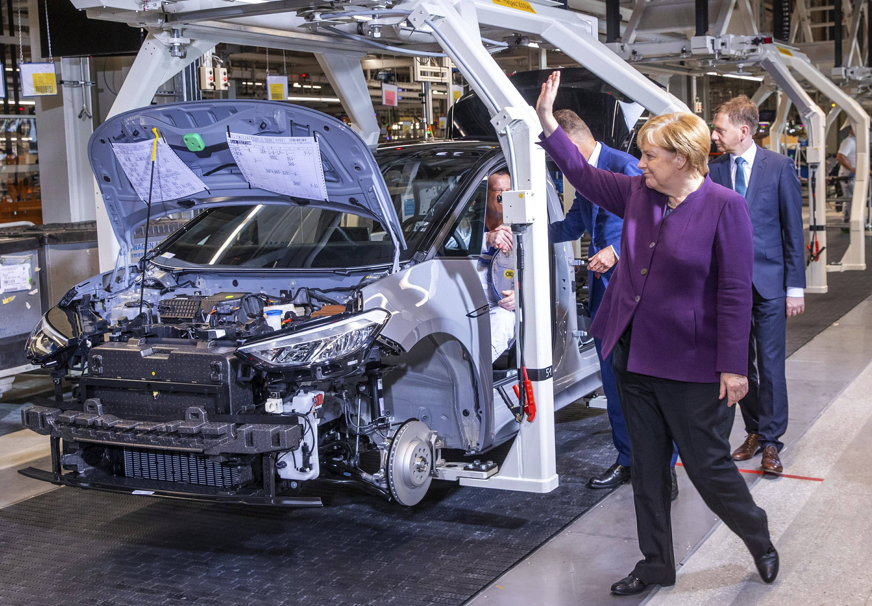 Electric Car Incentives >> German Government Extends Incentives For Electric Car Buyers Electric Car Incentives >> German Government Extends Incentives For Electric Car Buyers