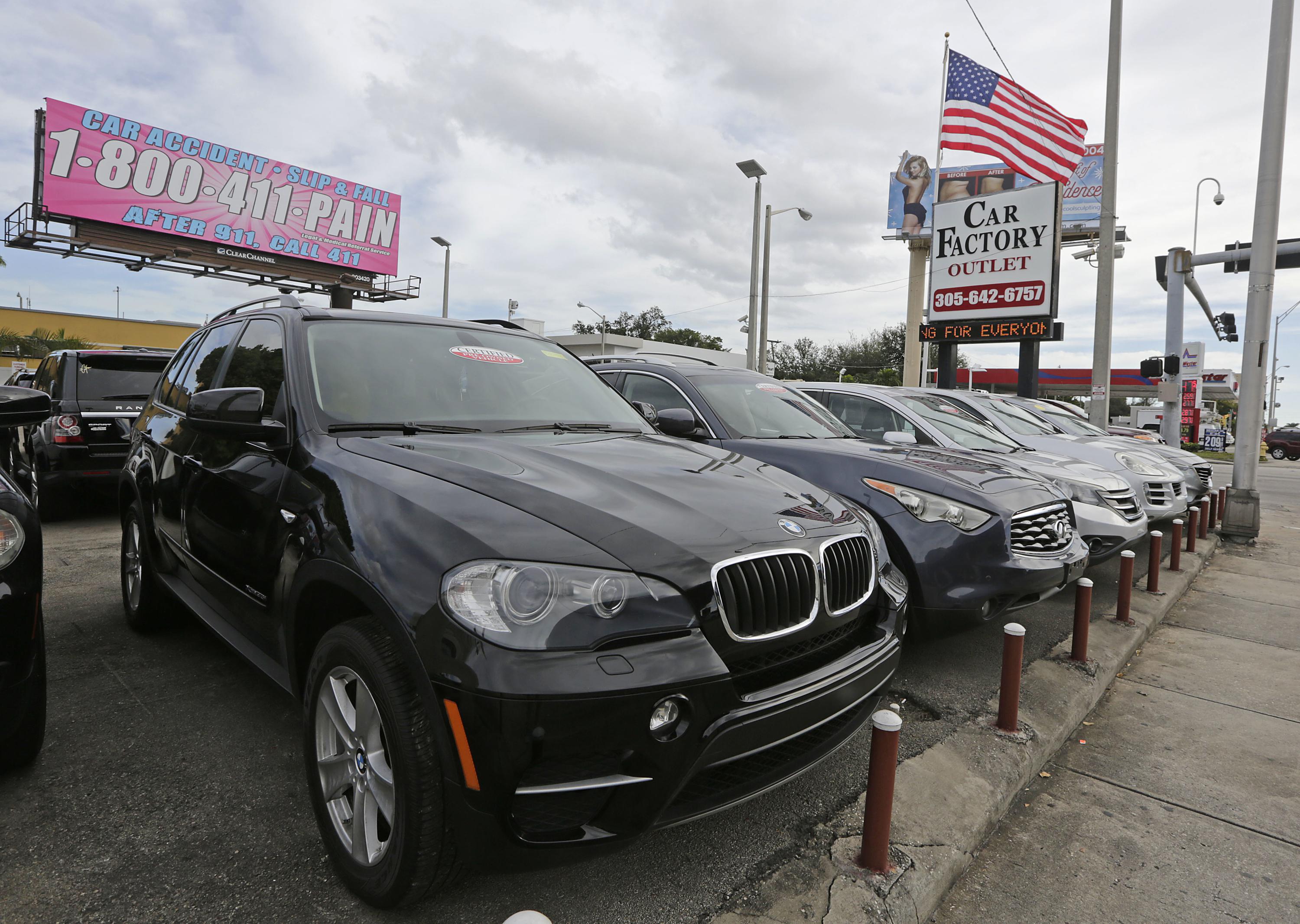 Edmunds' guide to vehicle history reports AP News