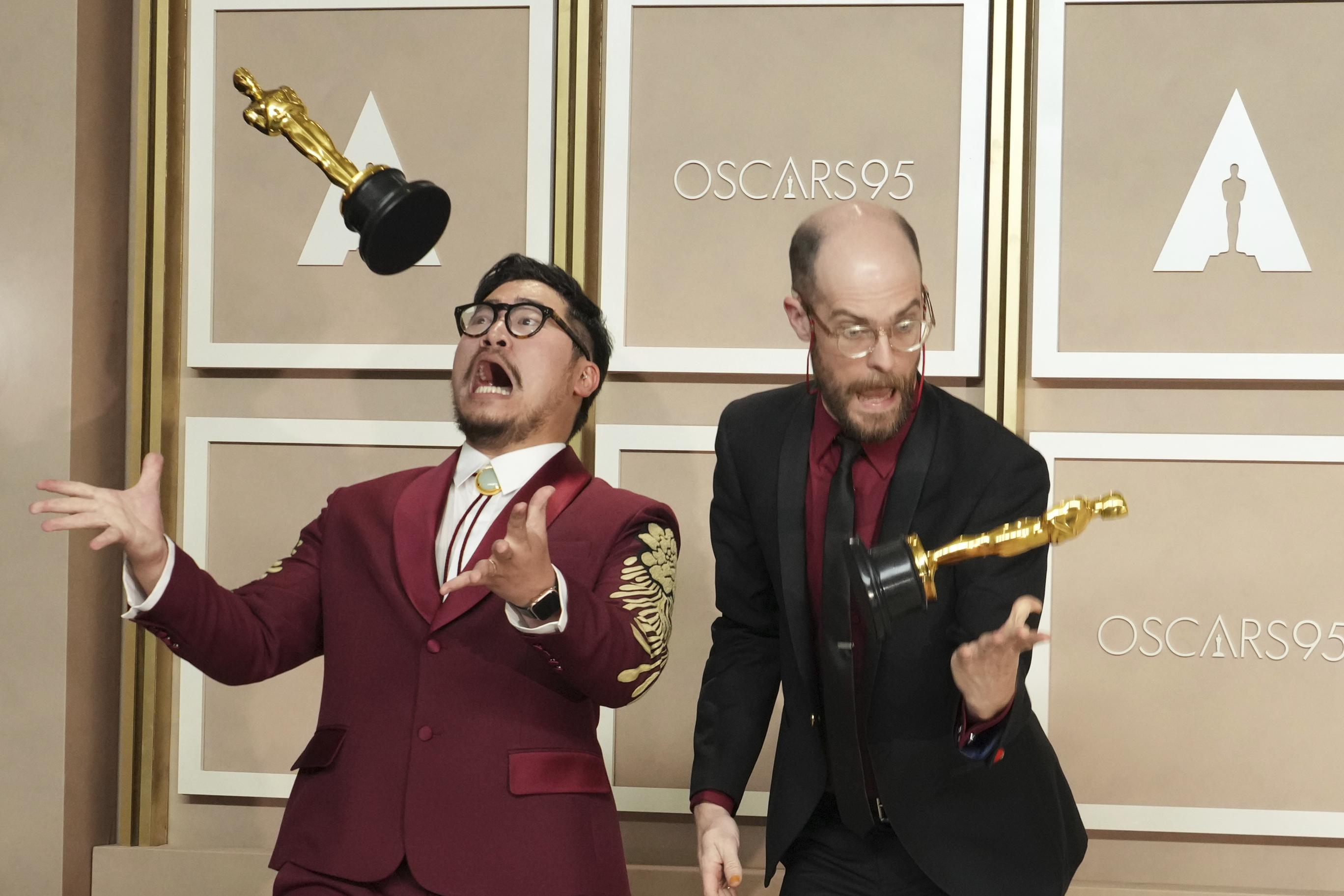 One loser in 'Everything Everywhere' romp: Oscar bait - The Associated Press - en Español