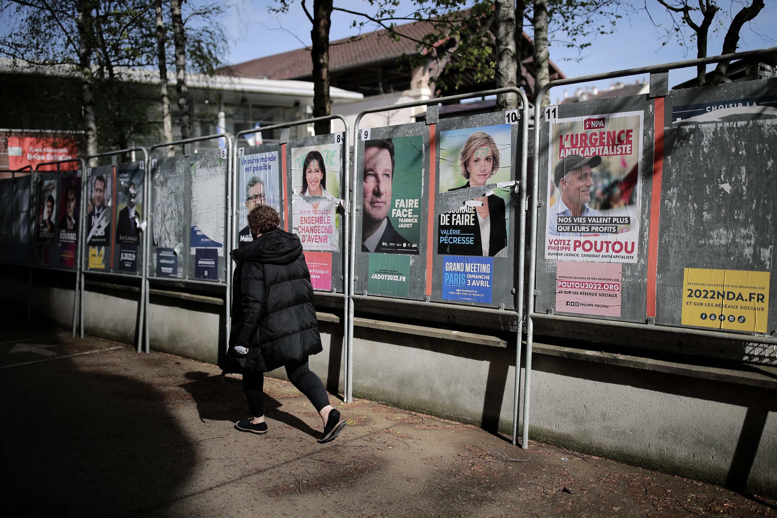 Macron został zakwestionowany przez skrajną prawicę do głosowania na prezydenta Francji