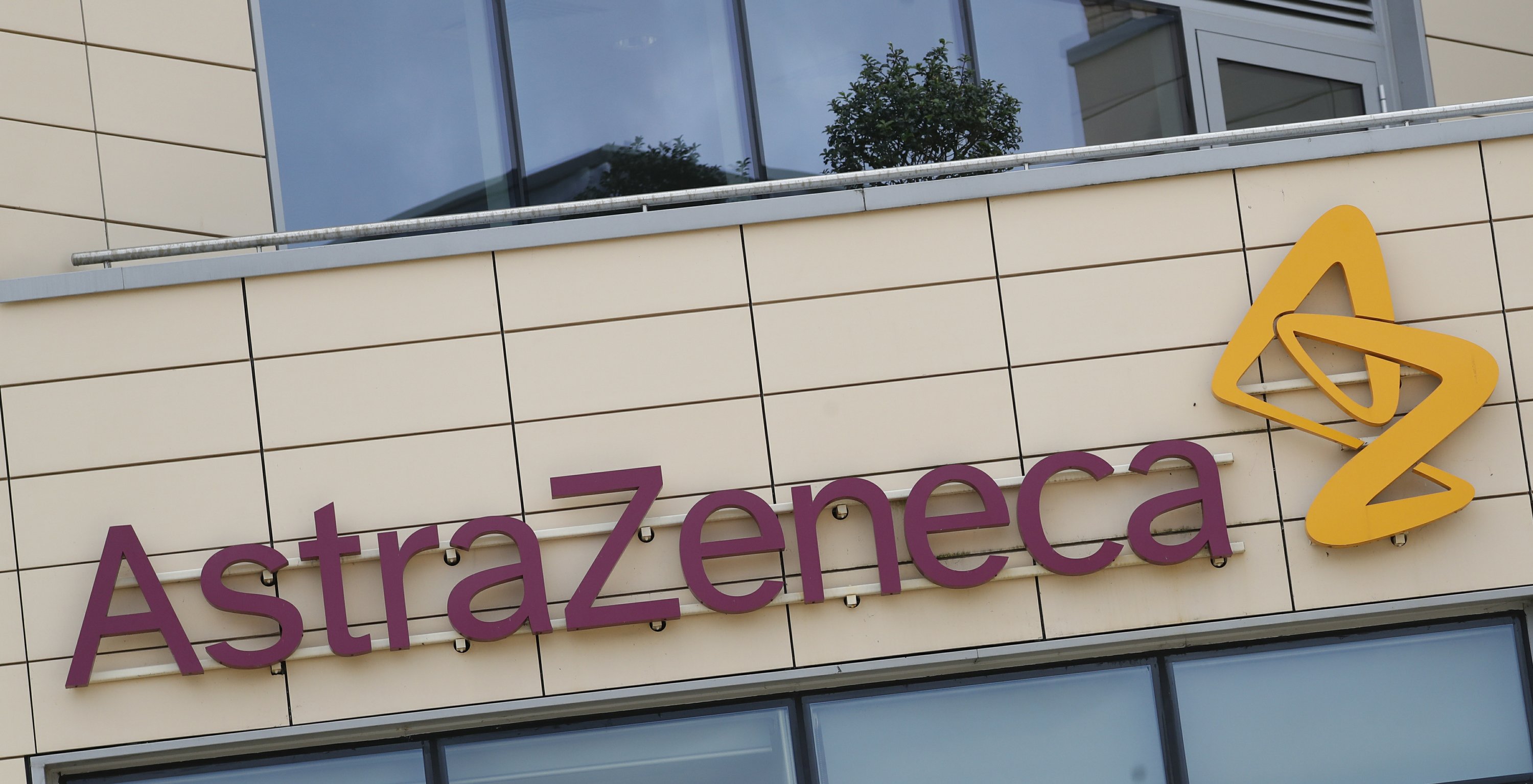 Astrazeneca Covid 19 Vaccine Study Paused After One Illness