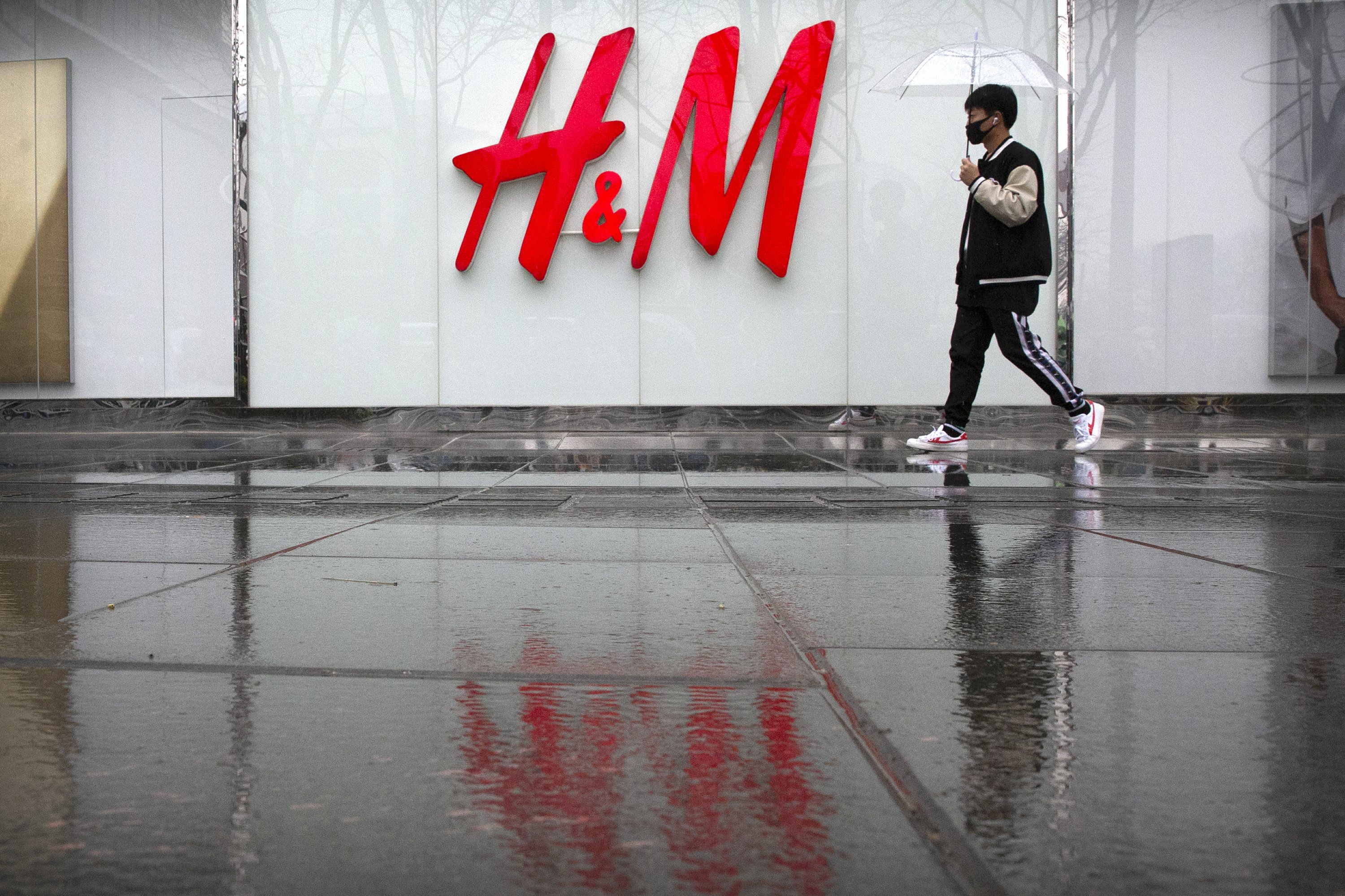 China is erasing H&M from the Internet amid the reaction in Xinjiang