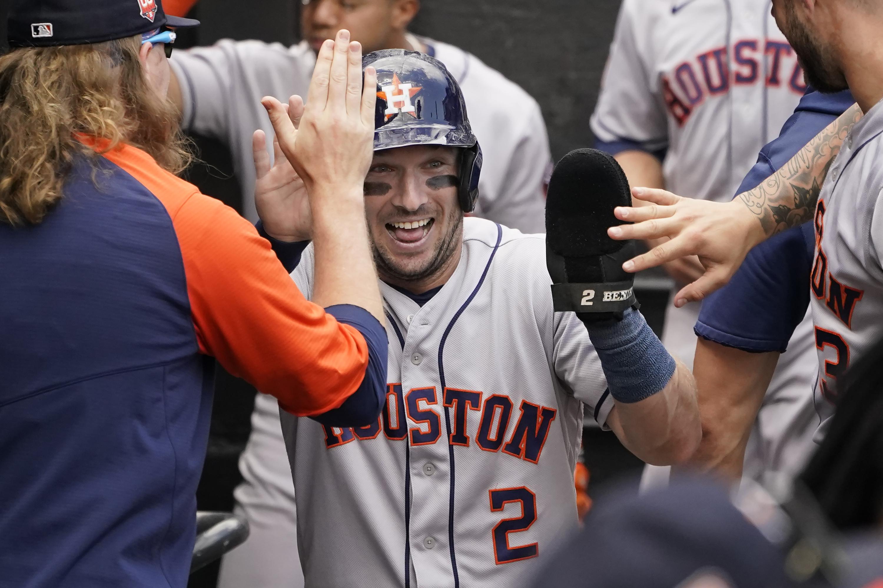 You Won'T Believe How Bregman Reacted To The Houston Crowd'S Mixed Reception! - hrovhw1