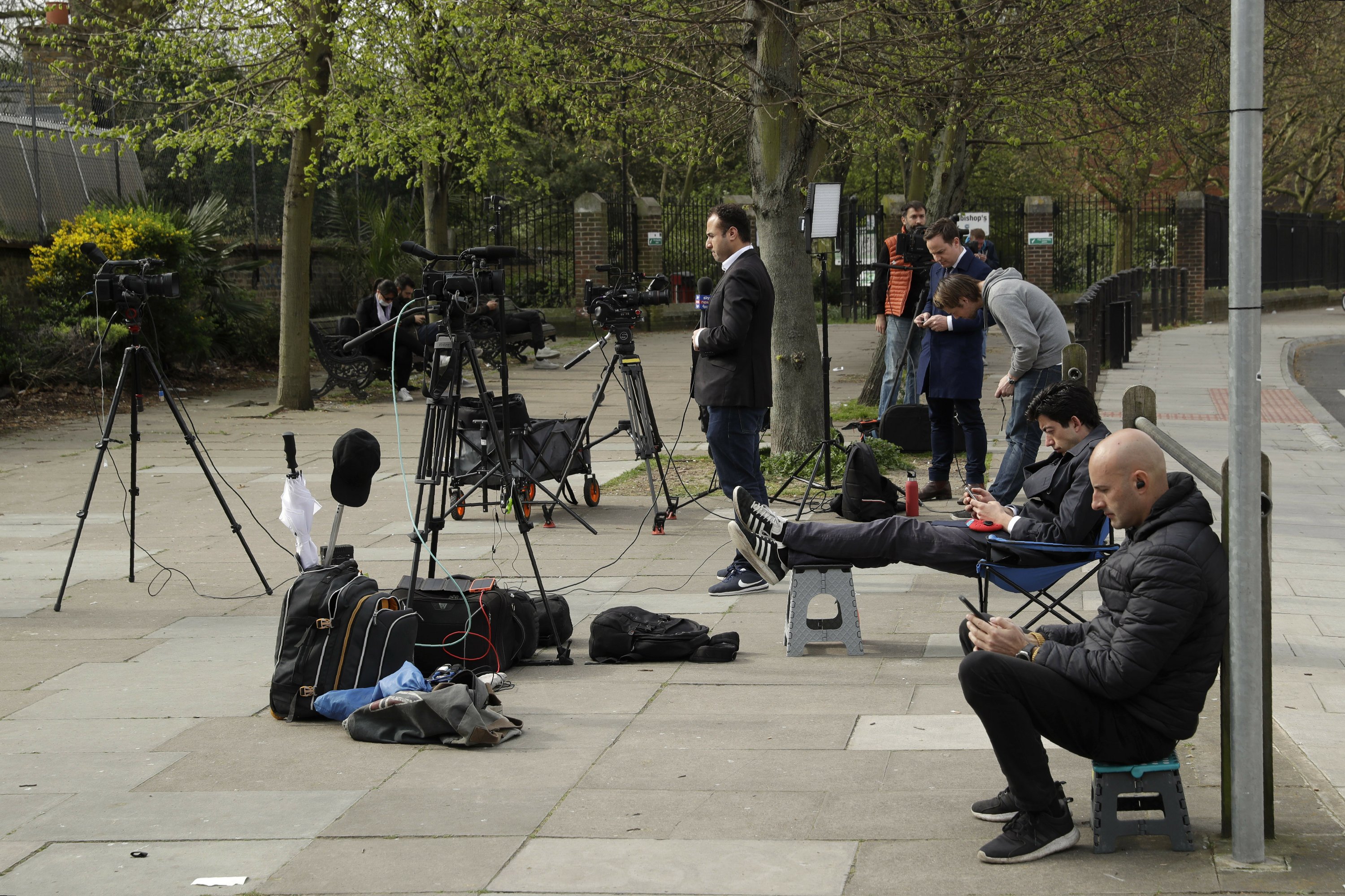 The Media Watchdog That Failed A Newspapers Betrayal Of Its Responsibility - ec3ghaa