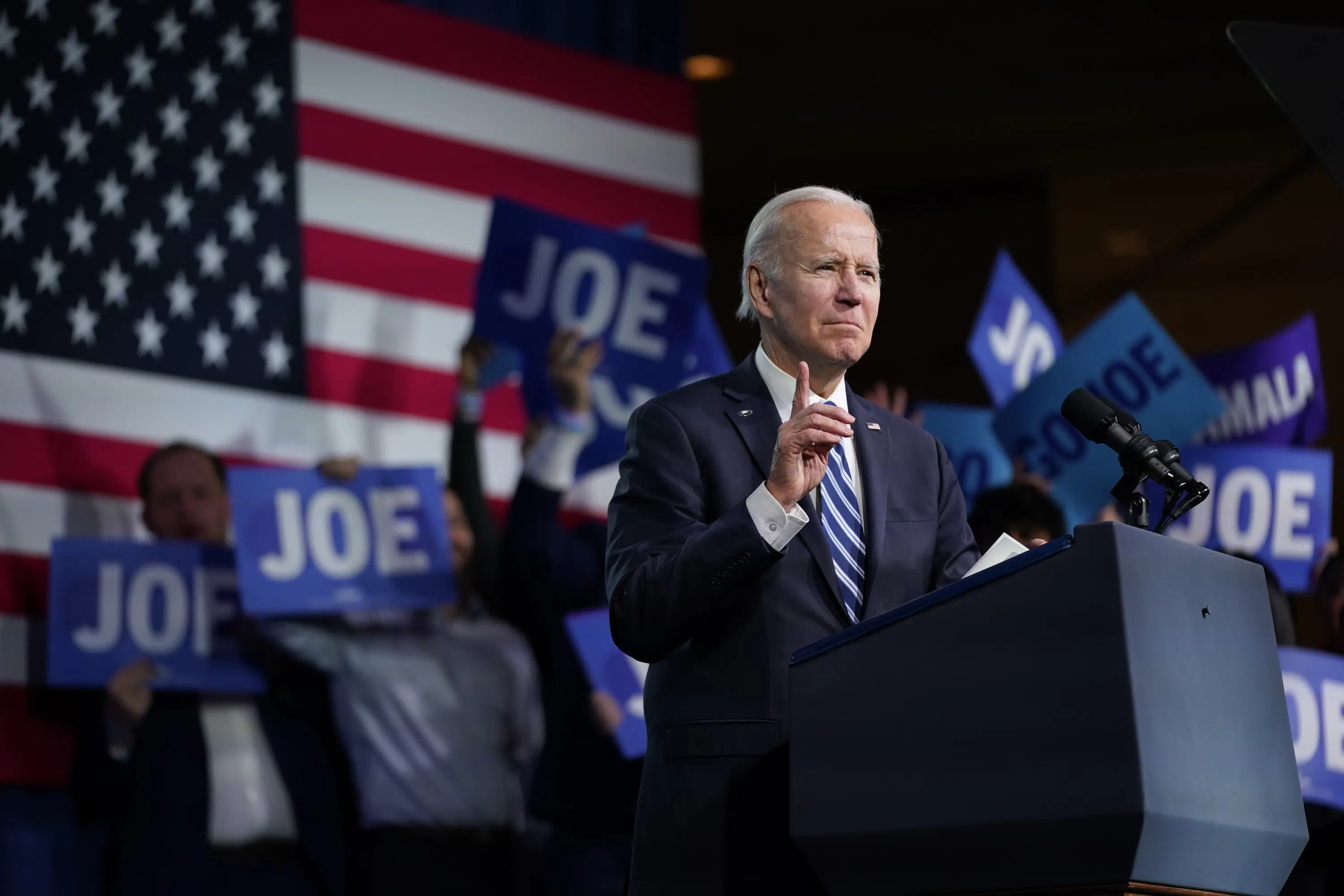Biden sounds ready to seek 2nd term while rallying Democrats