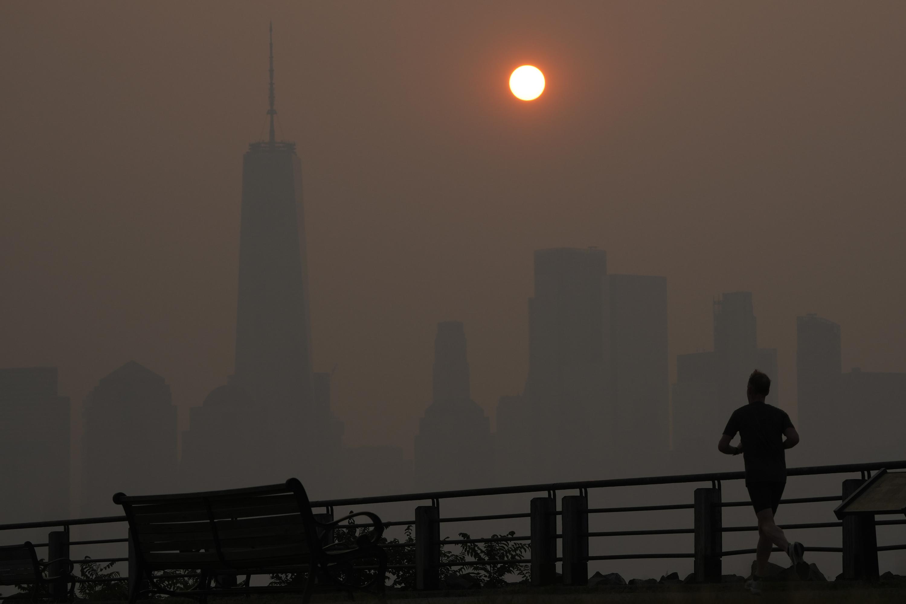 Wildfire Smoke: Smoky Air Disrupts Life in the Northeast - The New York  Times