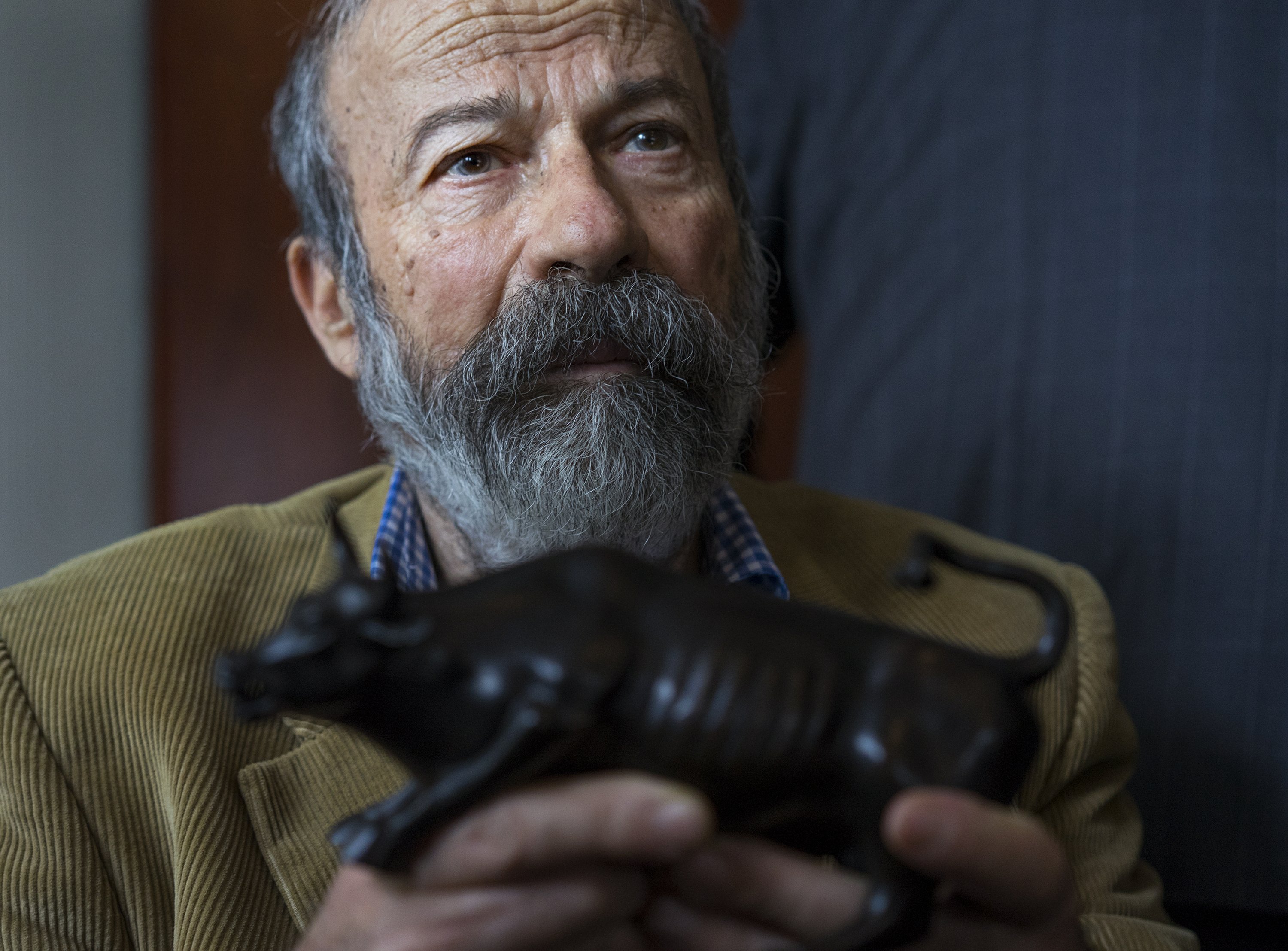 Arturo Di Modica, escultor de toros de Wall Street, muere a los 80 años Arturo Di Modica, escultor de toros de Wall Street, muere a los 80 años