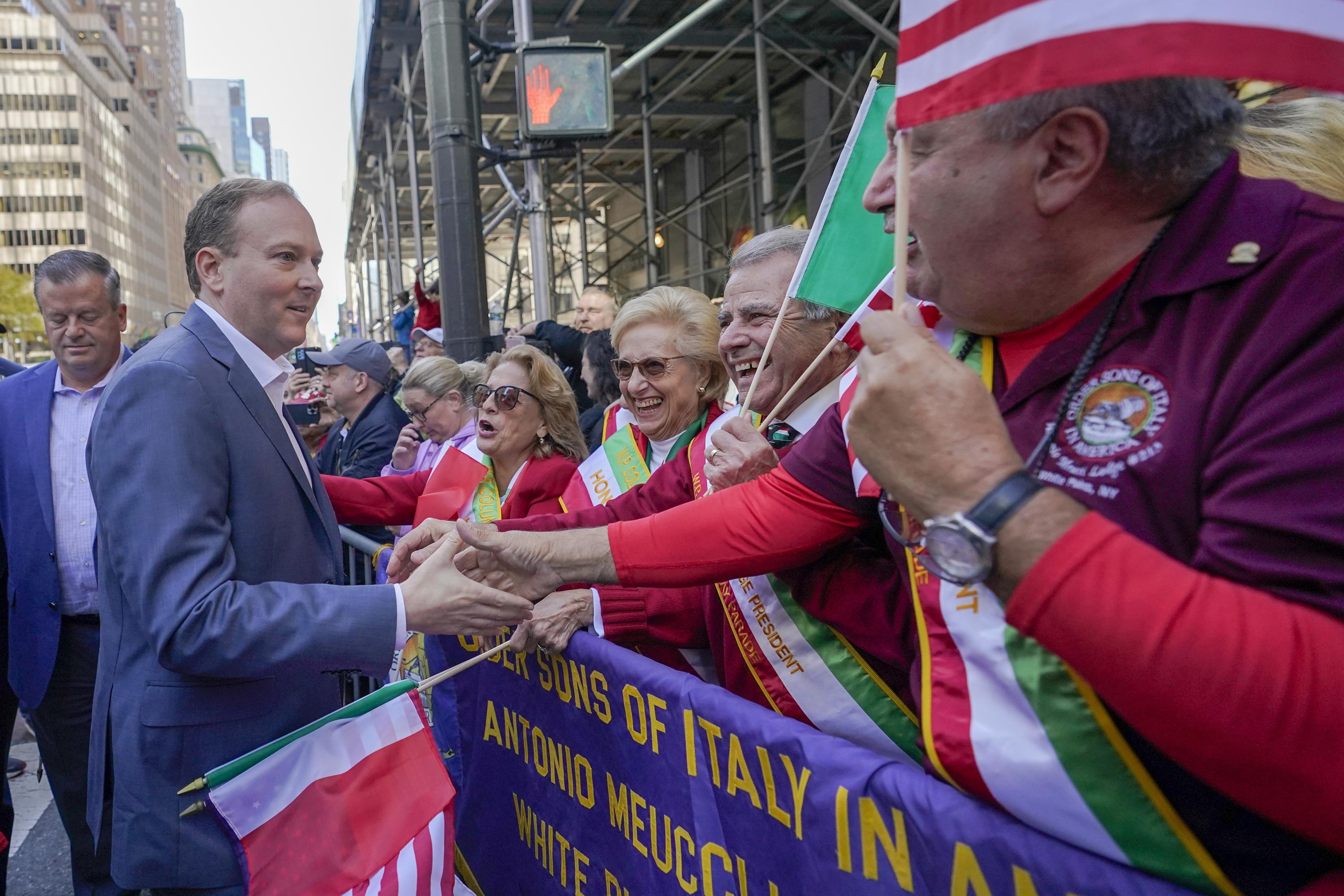 Zeldin's crime message resonates in New York governor's race | AP News