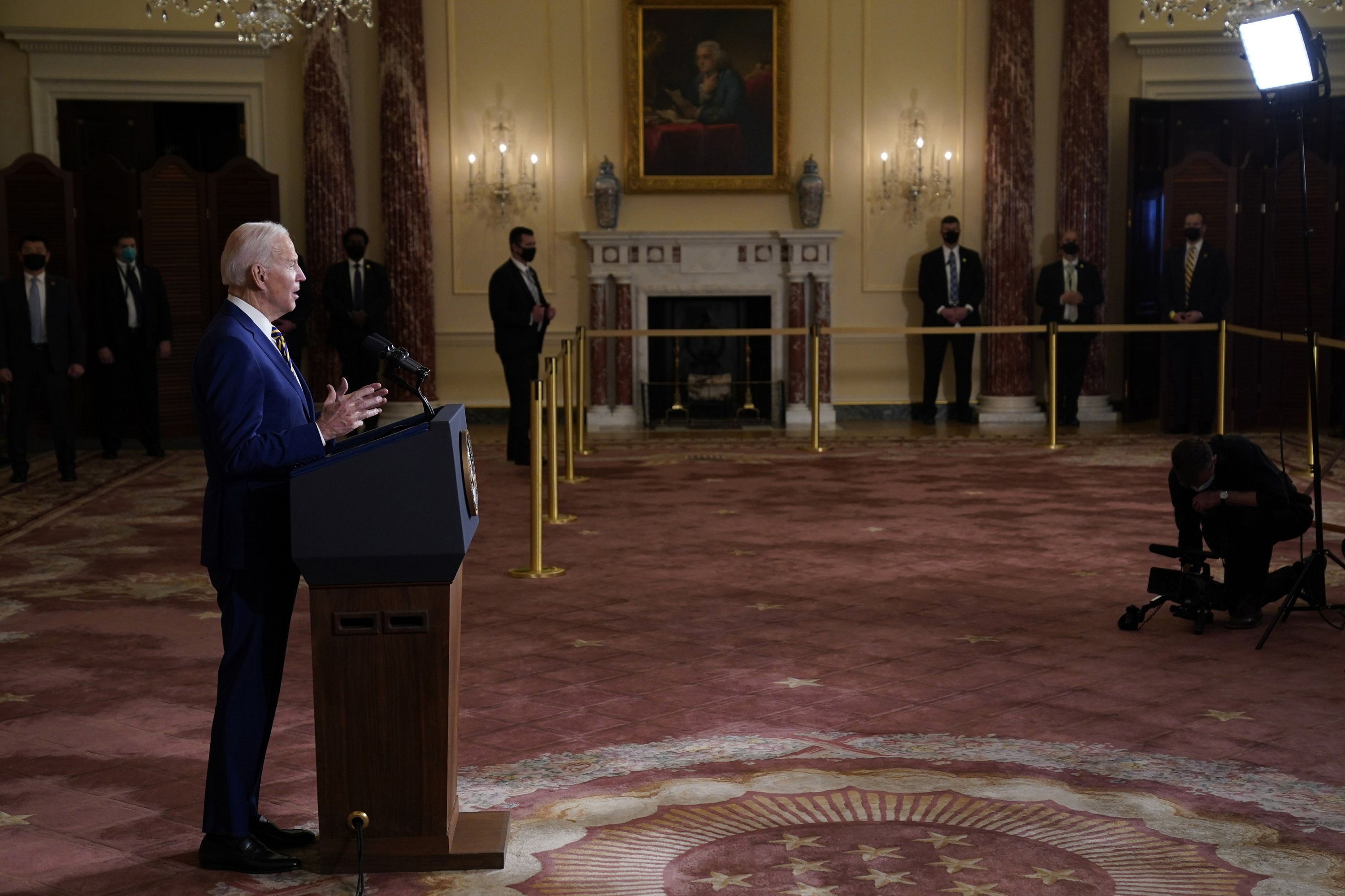Biden to head to Delaware as CDC suggests avoiding travel