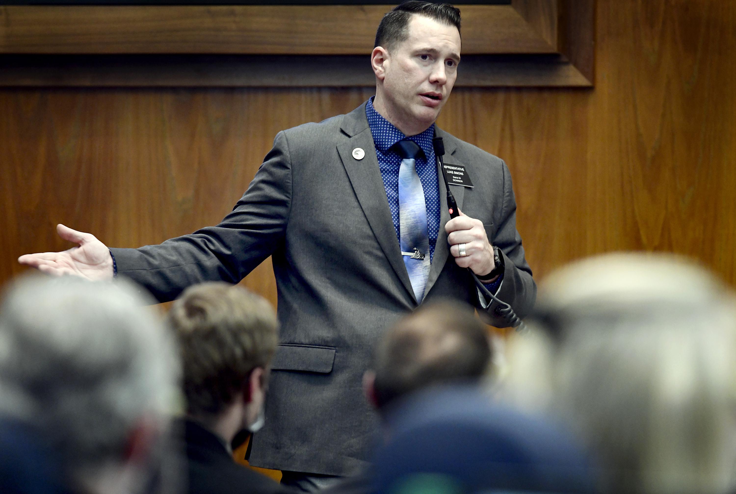 North Dakota House ousts legislator accused of wrongdoing