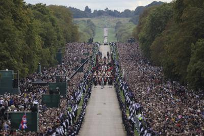 Queen Elizabeth II's funeral | Live updates | AP News