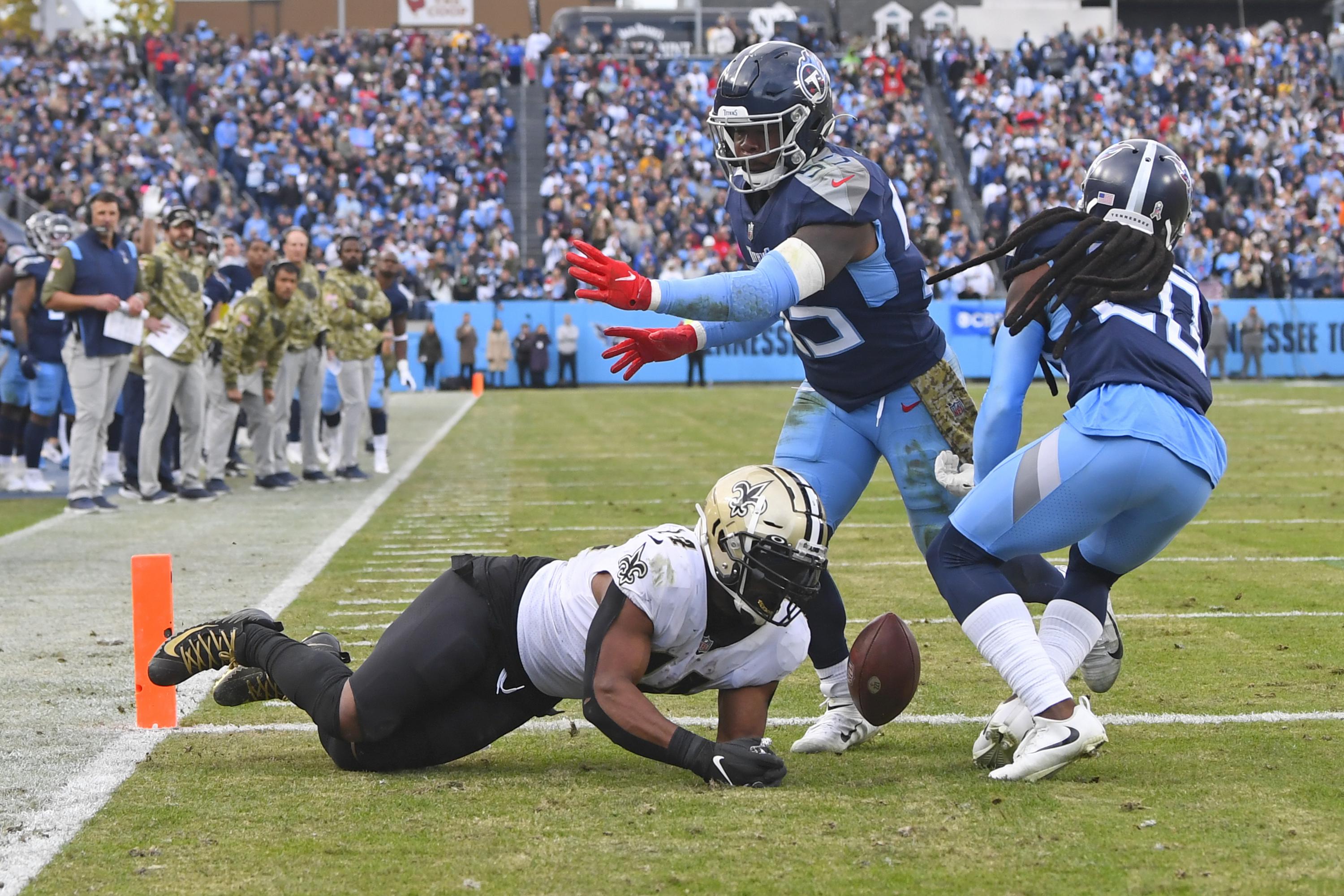 Saints' mistakes cost chance to make up room in NFC South AP News