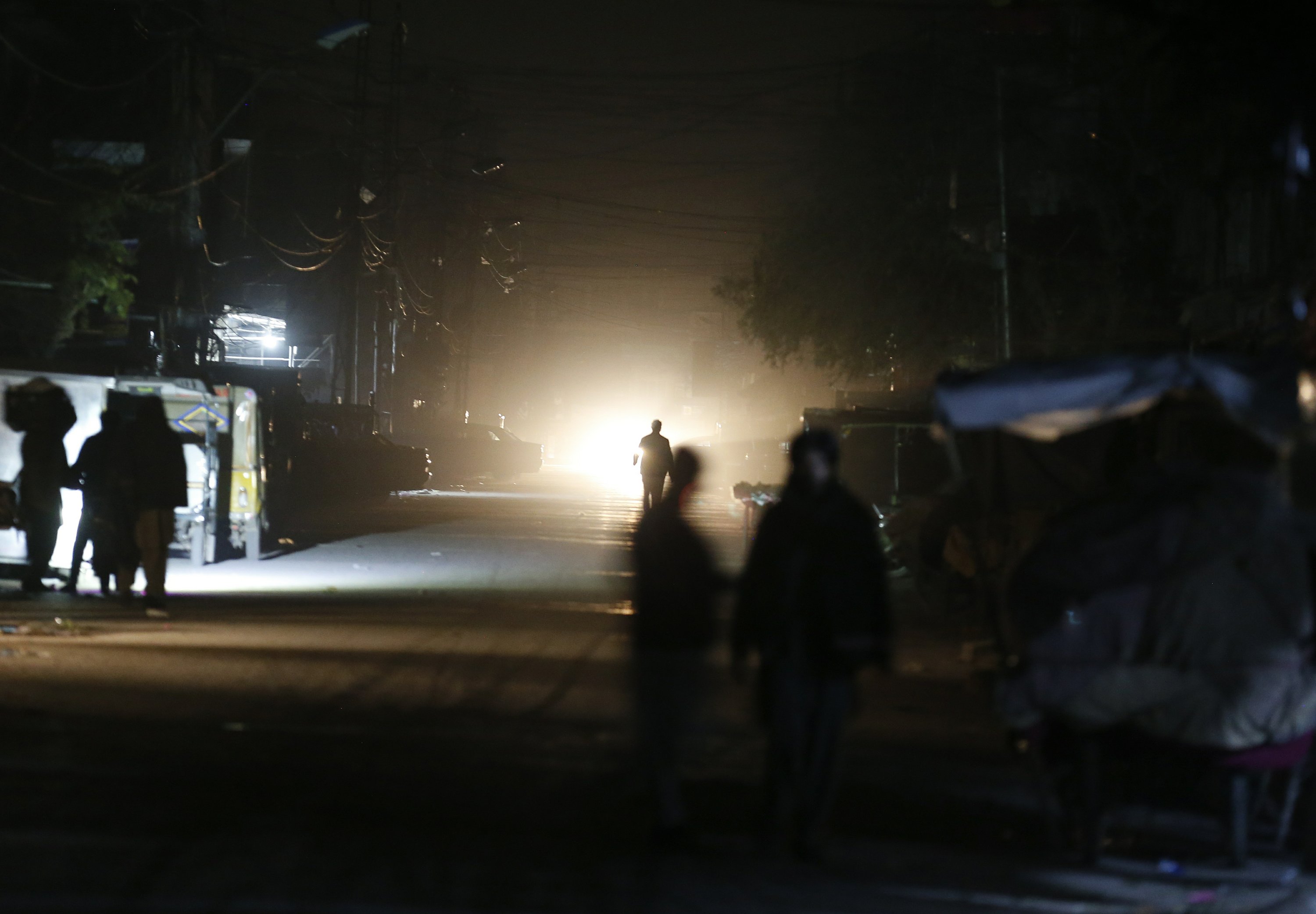 Great power outage leaves Pakistan in the dark