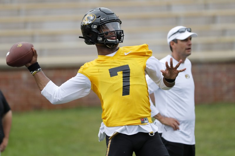 Ex Clemson Star Kelly Bryant Takes Over At Qb For Missouri