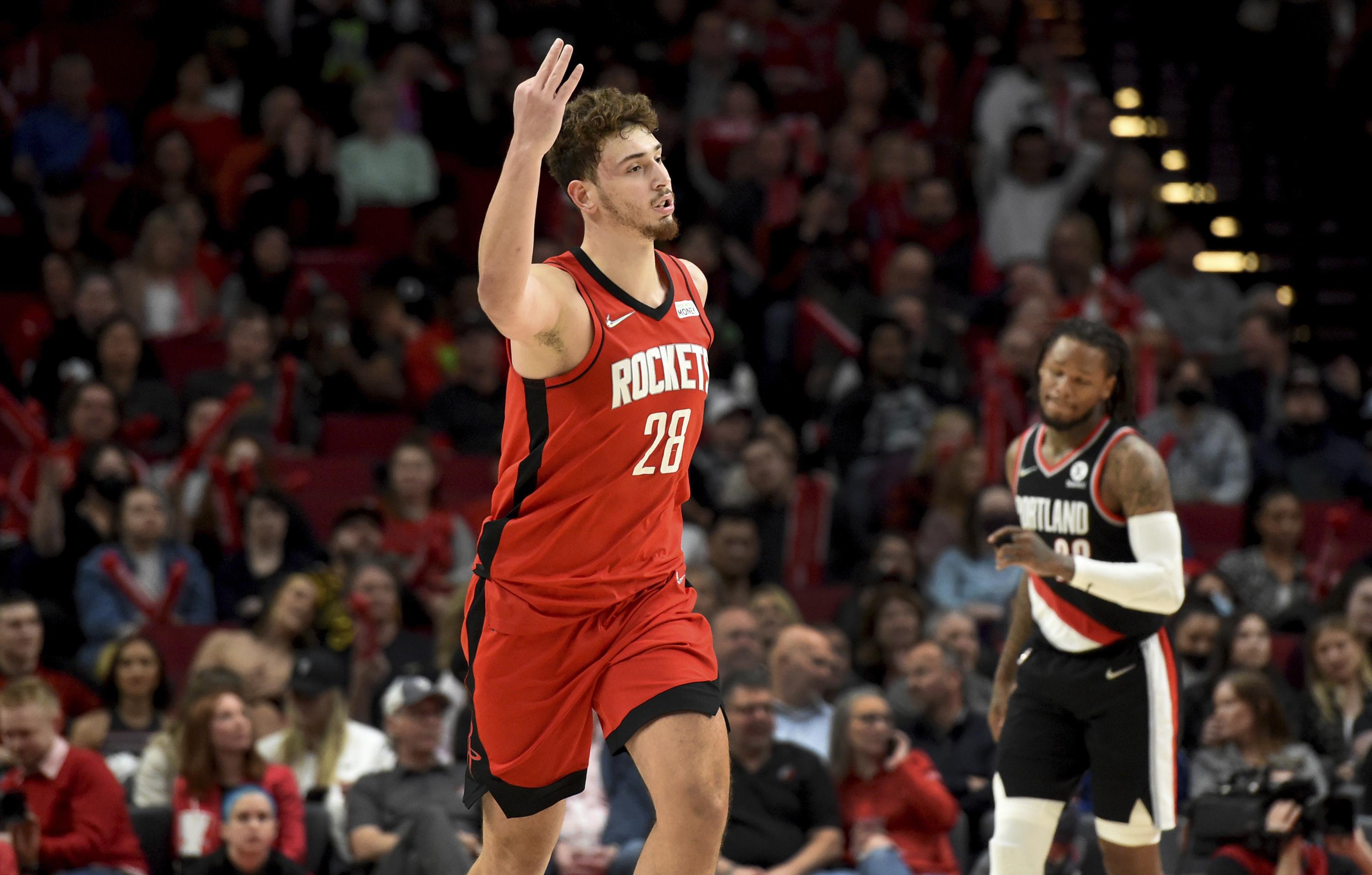 Con 27 de Sengun, Rockets vencen a Blazers de nuevo | AP News