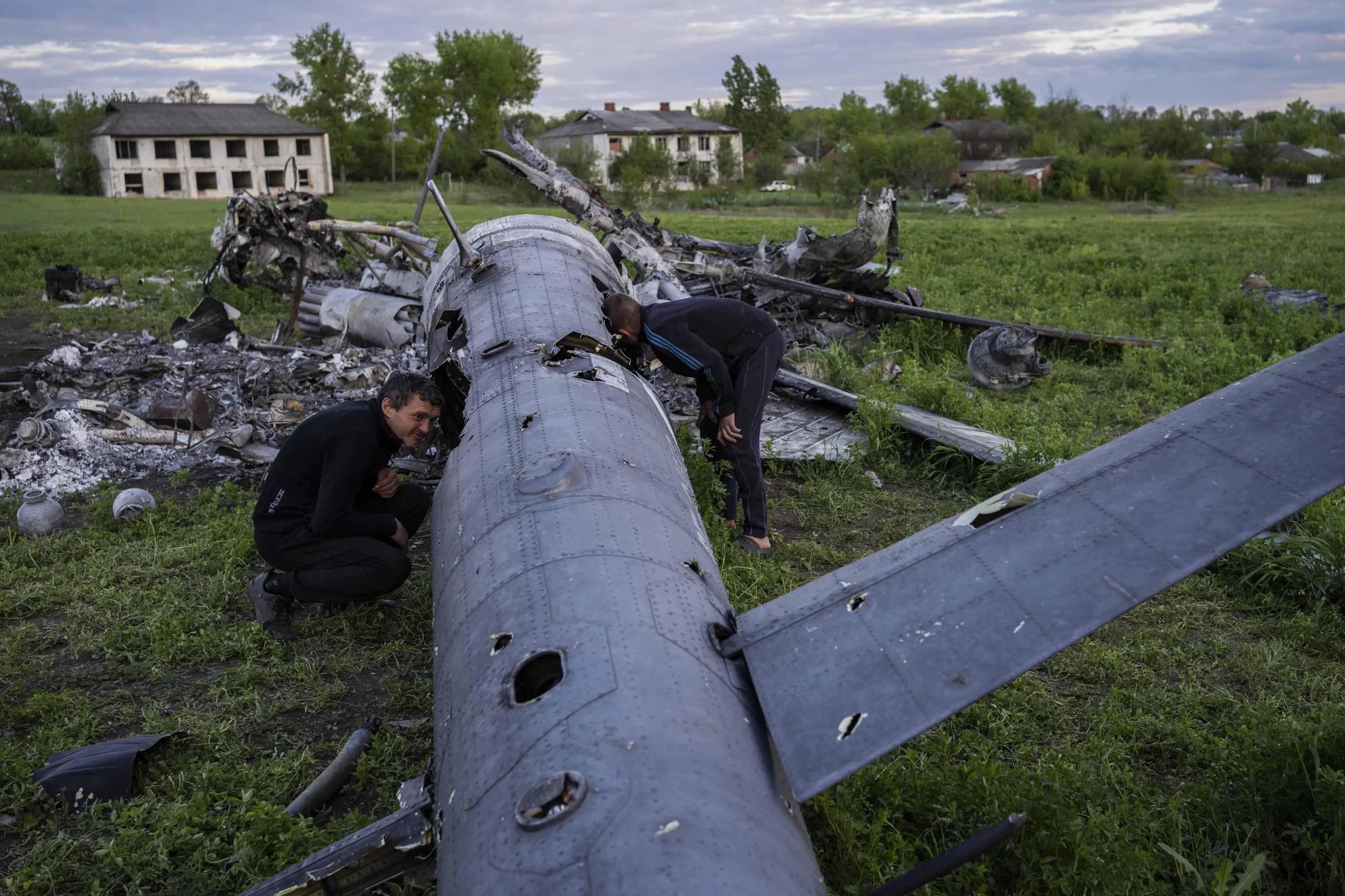 Украина: Из Мариупольского комбината выгнали более 260 боевиков