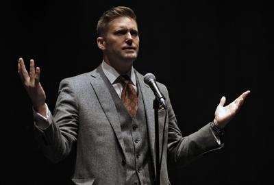 Foto tomada el 19 de octubre del 2017 de Richard Spencer, un supremacista blanco estadounidense, en un evento en Gainesville, Florida.  (Foto AP/Chris O'Meara, File)