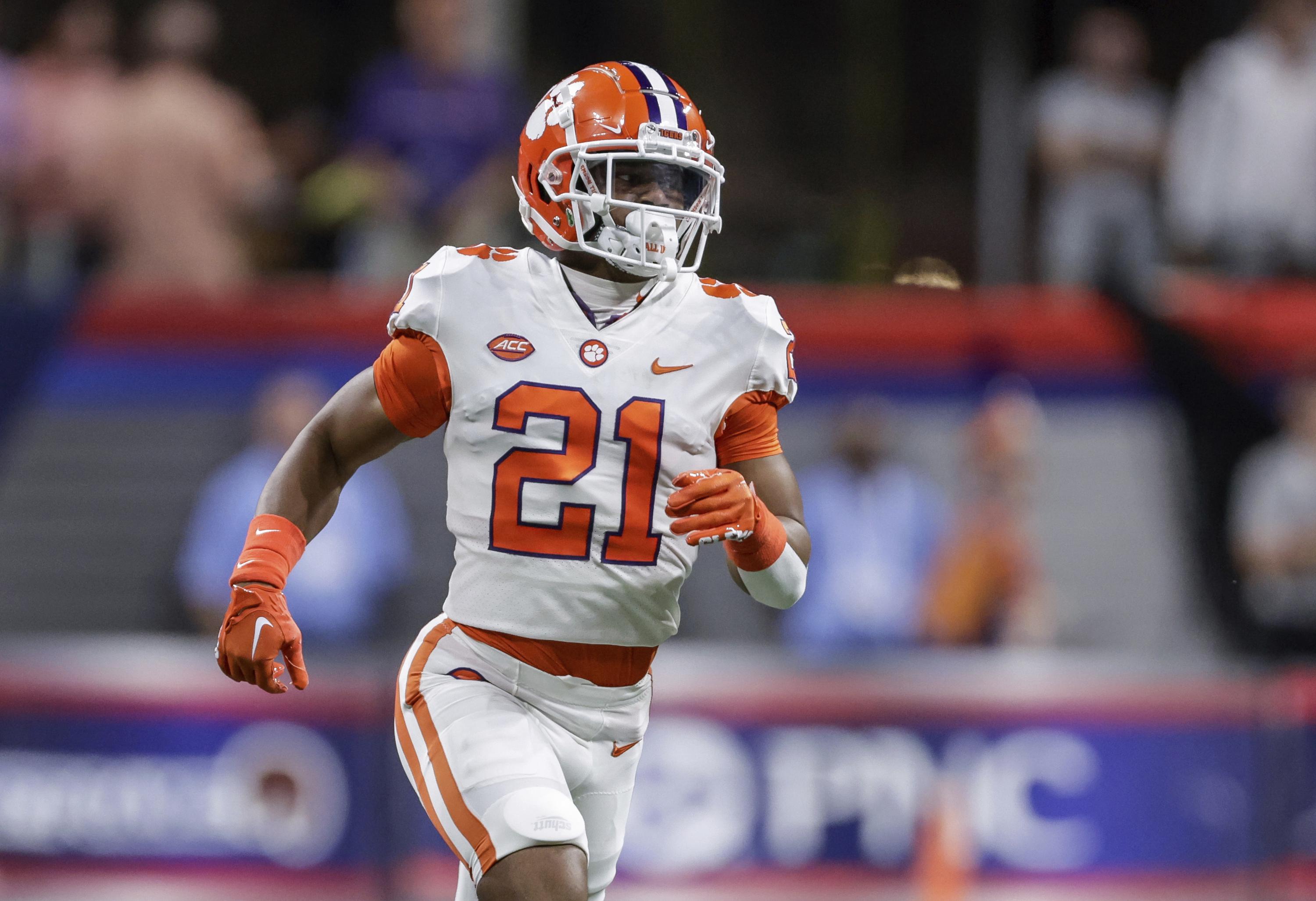 Clemson DBs Greene Davis II Sued By Accident Victim AP News clemson-dbs-greene-davis-ii-sued-by-accident-victim-ap-news