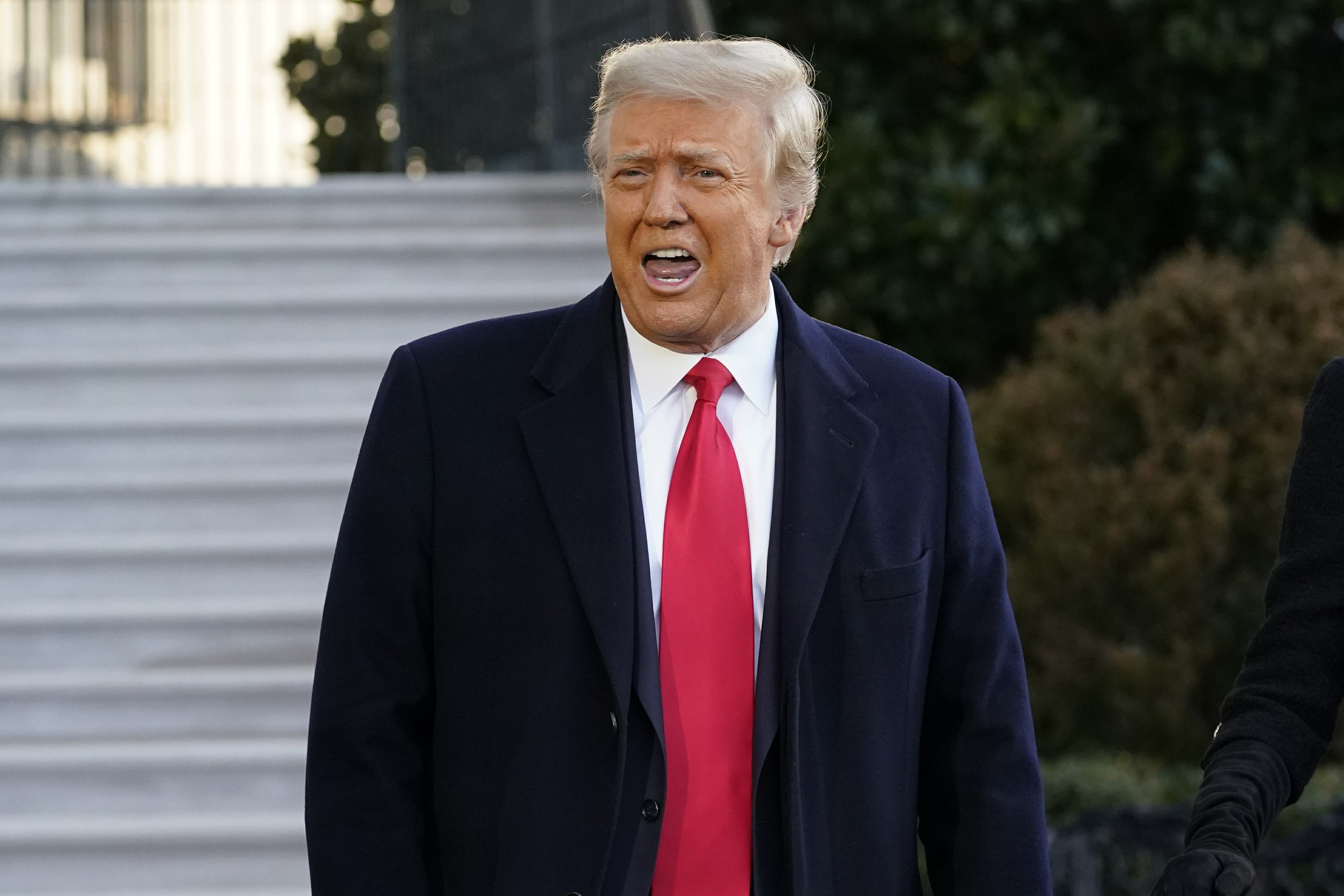 Supreme Court ends Trump’s emoluments lawsuits