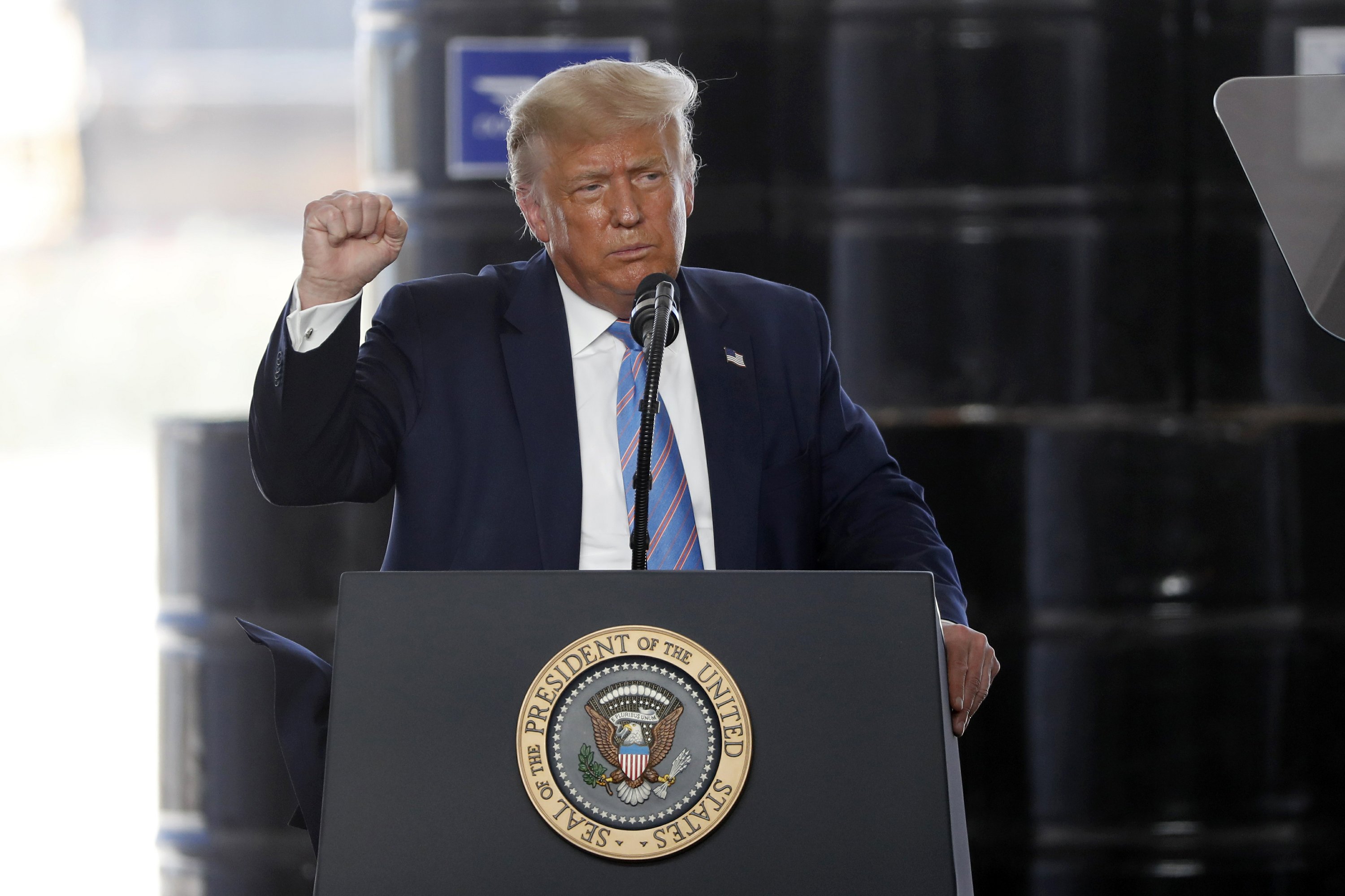 Donald Trump doesn’t have the authority to do this—but that doesn’t make what he… Donald Trump doesn’t have the authority to do this—but that doesn’t make what he…