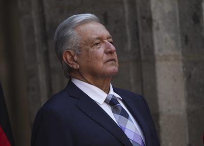 El presidente de México Andrés Manuel López Obrador en Palacio Nacional durante una ceremonia de bienvenida al presidente de Alemania Frank-Walter Steinmeier, el 20 de septiembre de 2022, en Ciudad de México. (AP Foto/Marco Ugarte, Archivo)