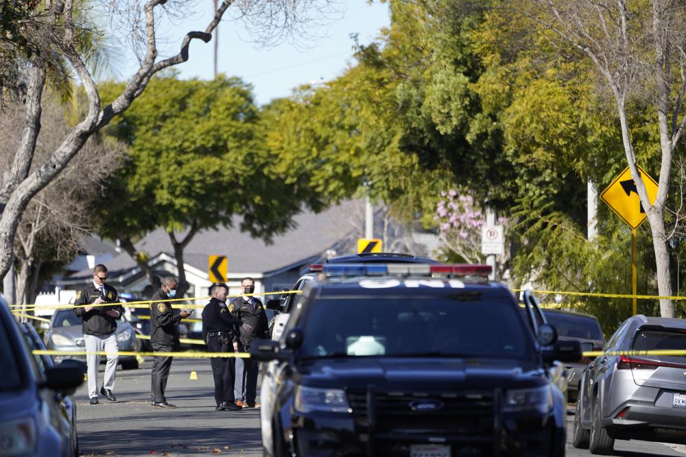 Exterior de la vivienda en Inglewood. | Foto: AP