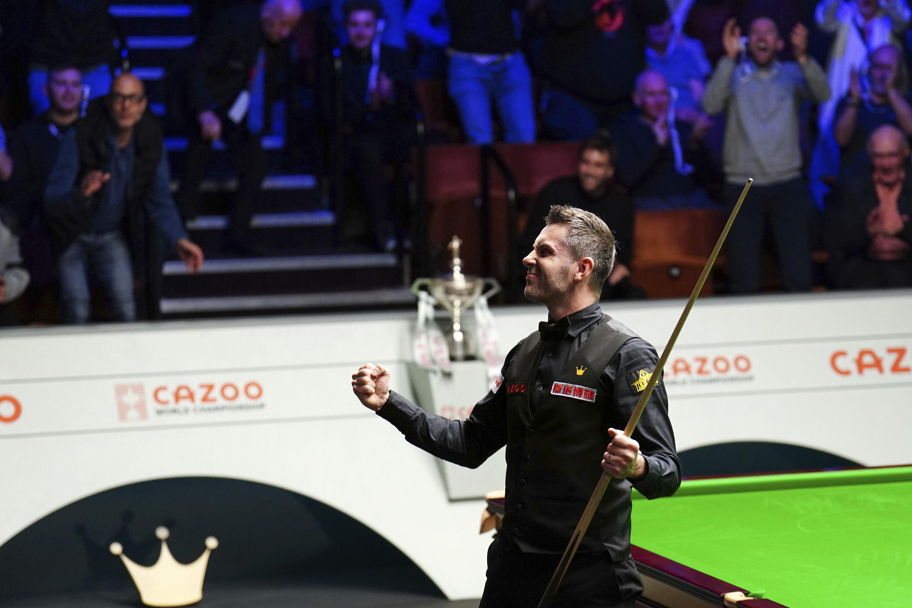 Watch: Mark Selby claims first ever 147 in World Snooker Championship final