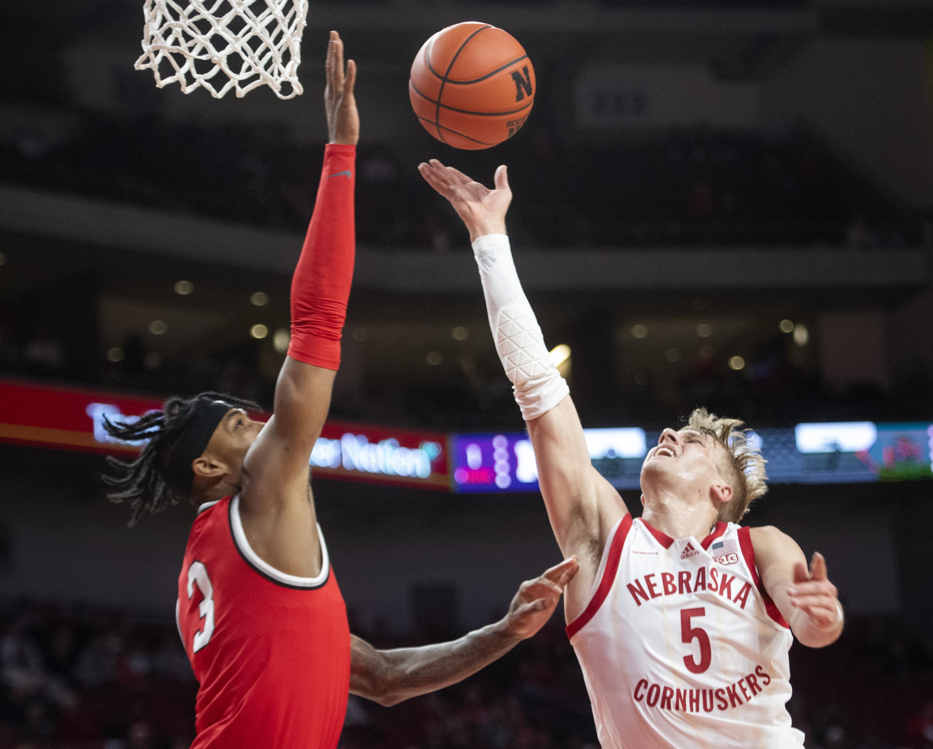 Griesel scores 15, Nebraska extends Ohio State's skid, 63-60