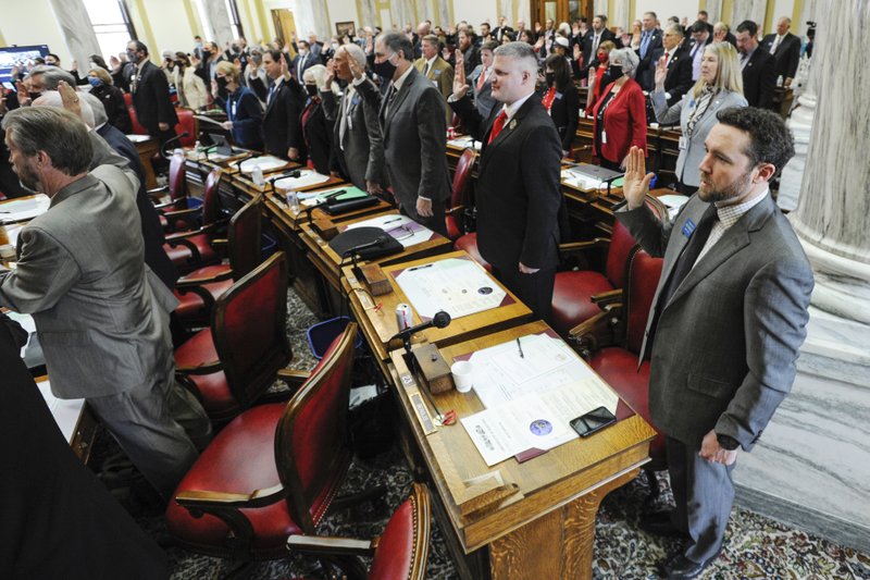 Alternate text Alternate text