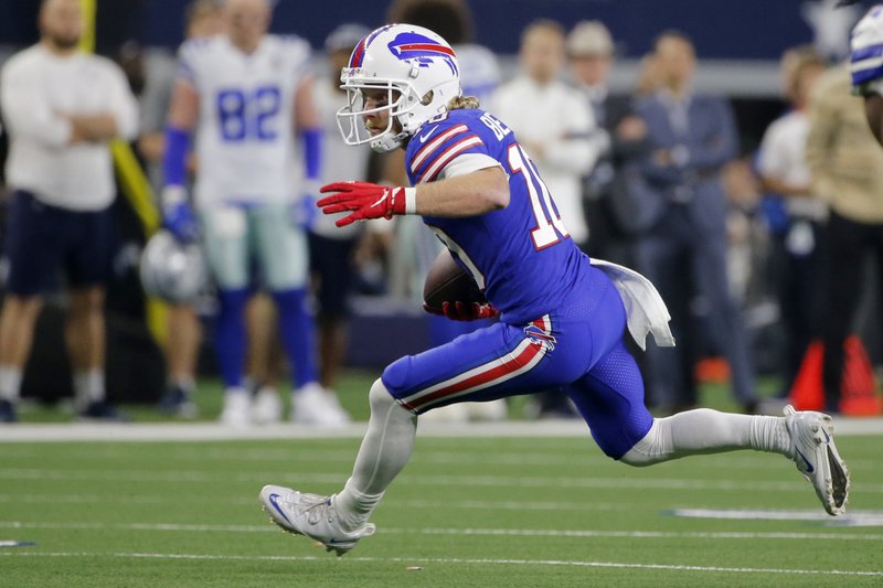 Trick Td Sparks Bills In 26 15 Thanksgiving Win Over Cowboys