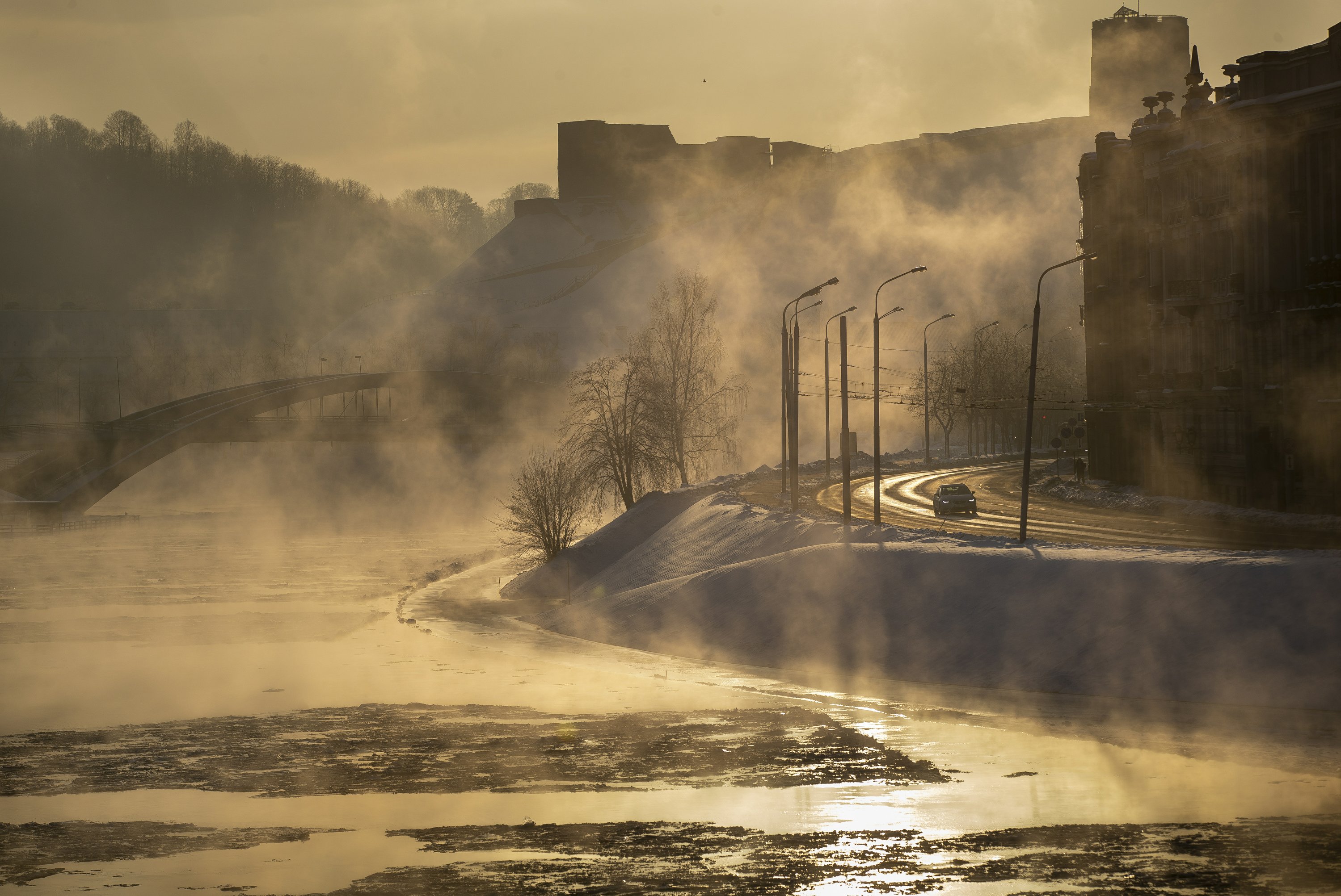 Hard weather hits Europe, but it also brings fun