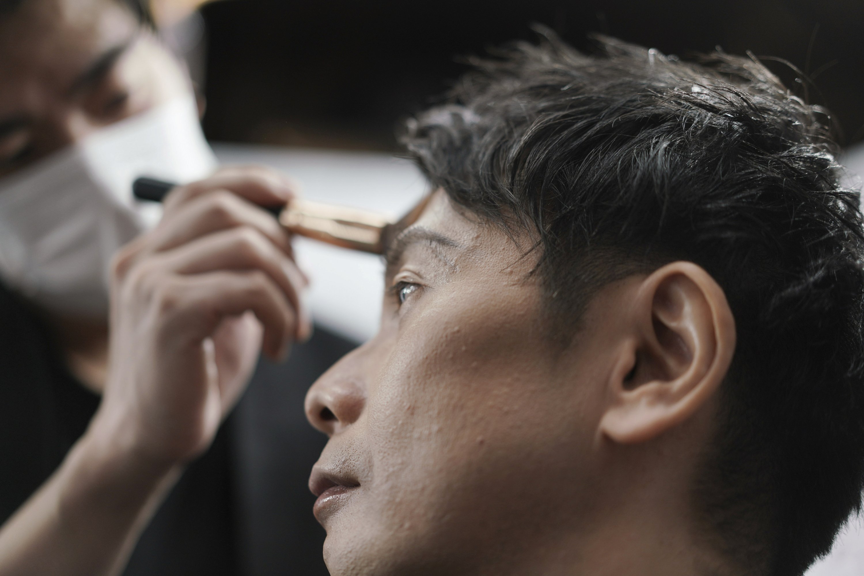 Japanese businessmen brighten makeup industry amid pandemic | AP News