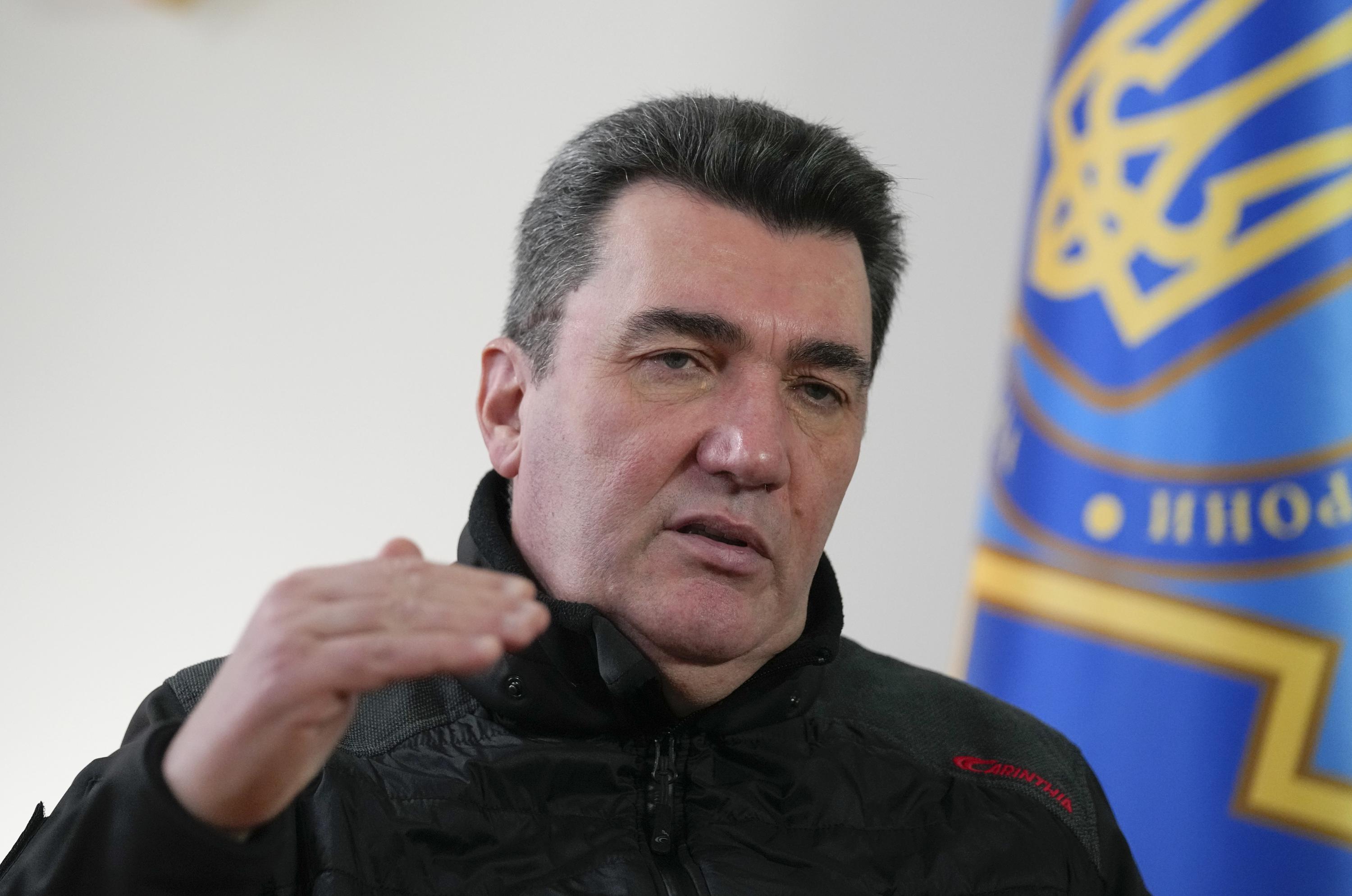 Ukraine security chief: Minsk peace deal may create chaos  