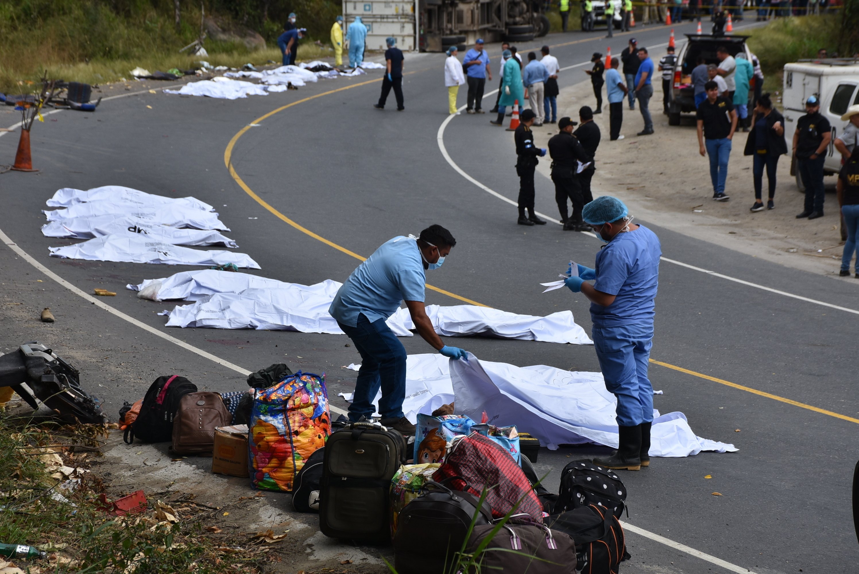 Guatemala bus crash kills at least 20 people | AP News